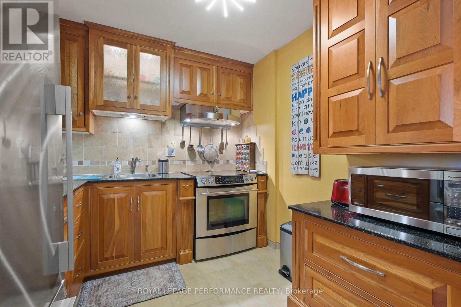#1003 71 SOMERSET STREET W - 13