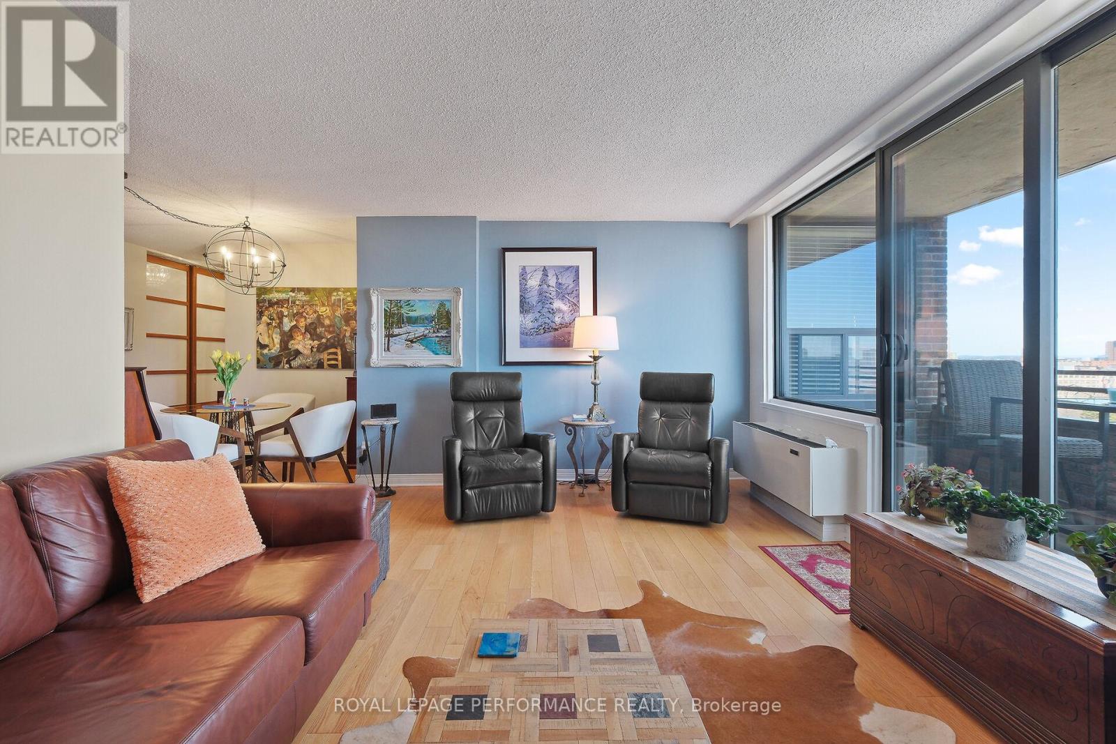 #1003 71 SOMERSET STREET W - 21