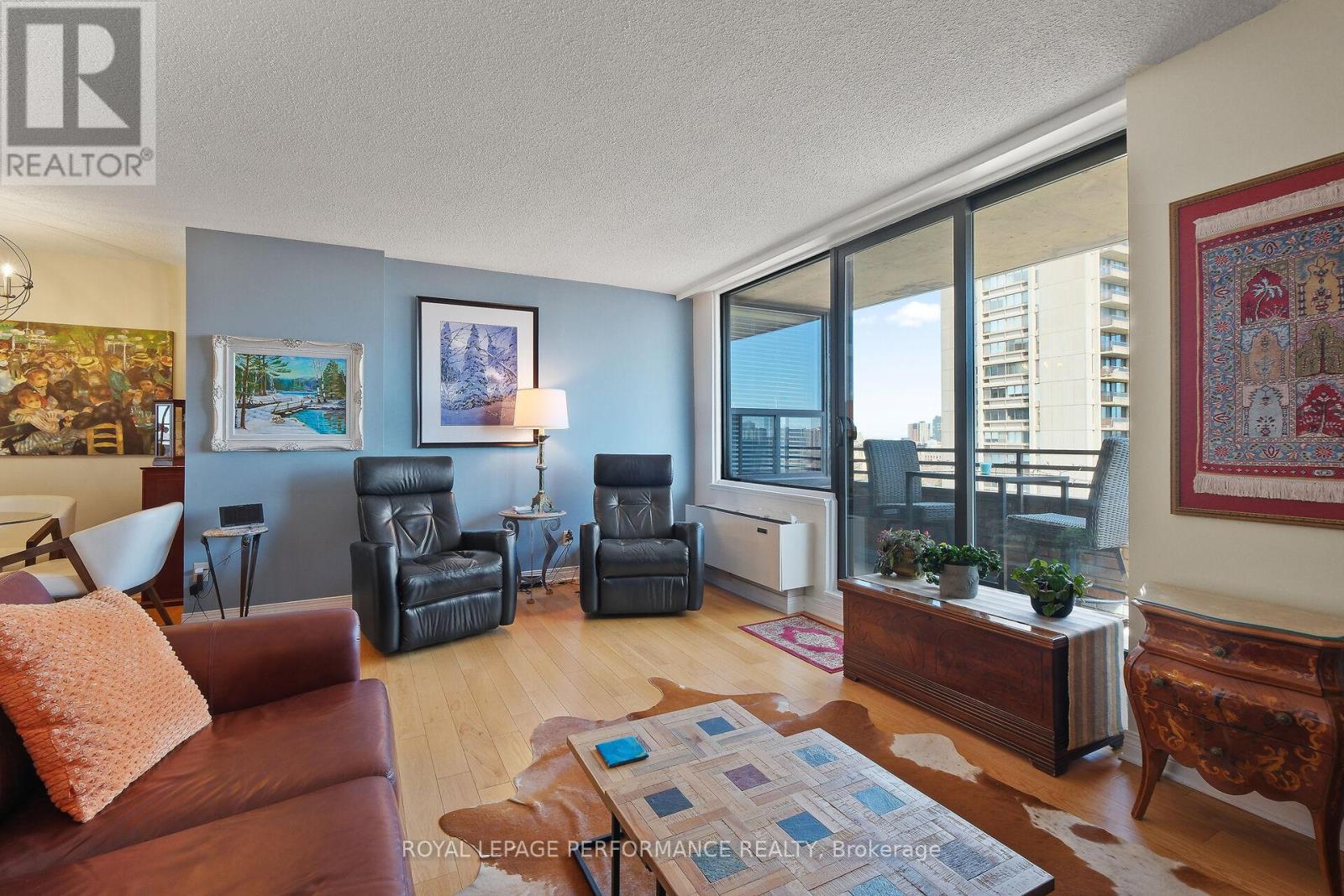 #1003 71 SOMERSET STREET W - 27