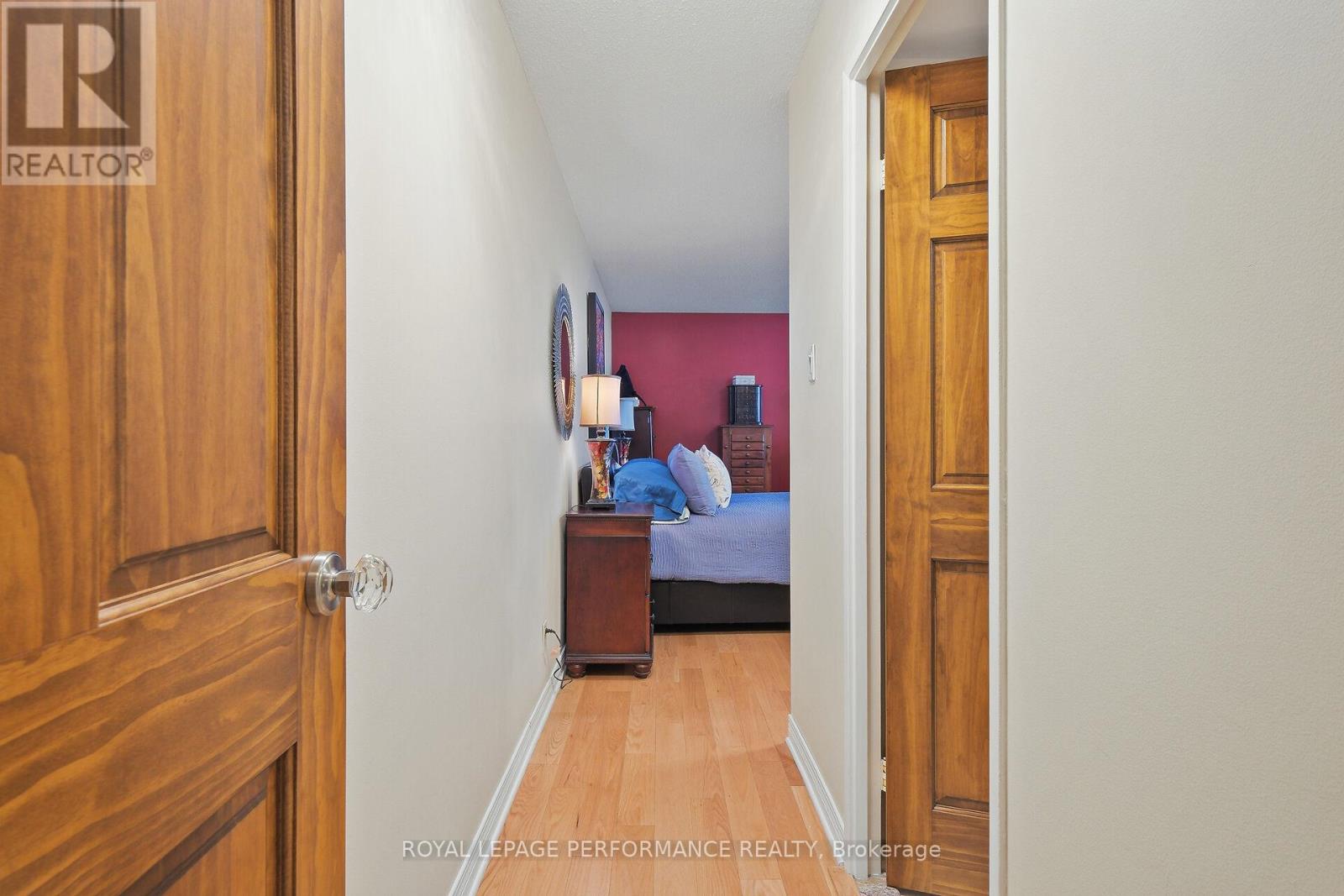 #1003 71 SOMERSET STREET W - 32