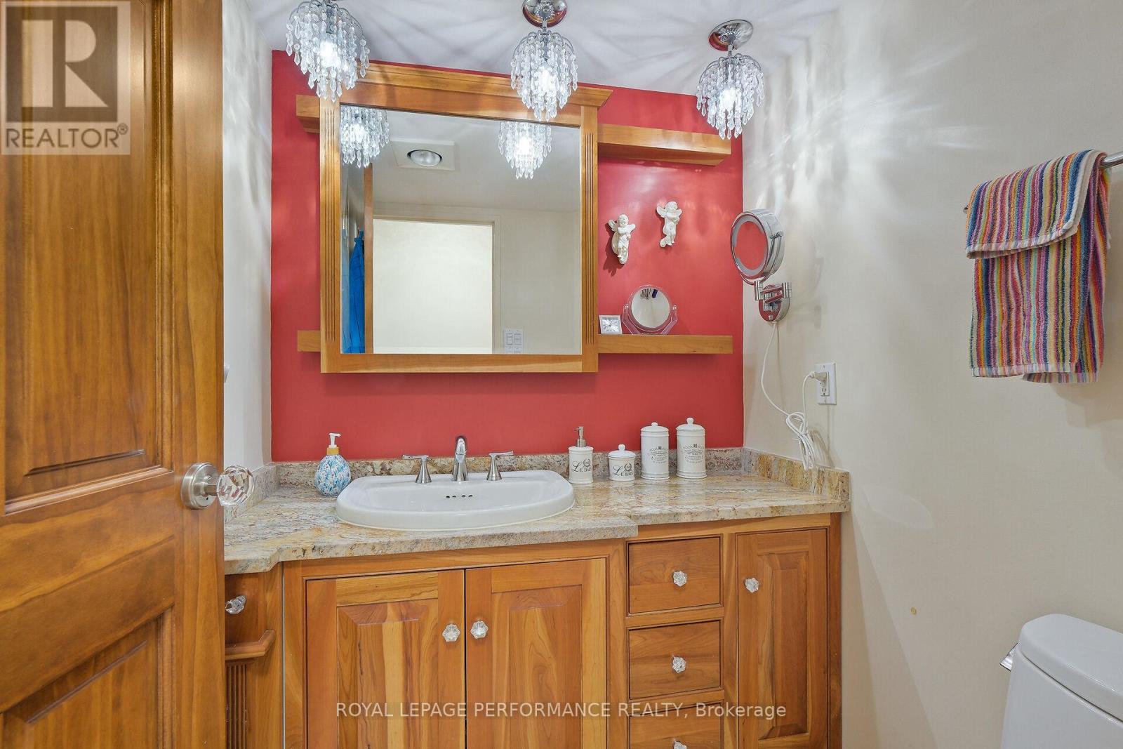 #1003 71 SOMERSET STREET W - 38