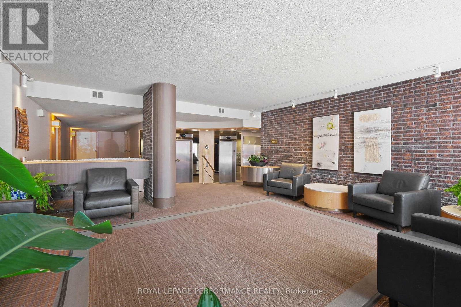 #1003 71 SOMERSET STREET W - 6