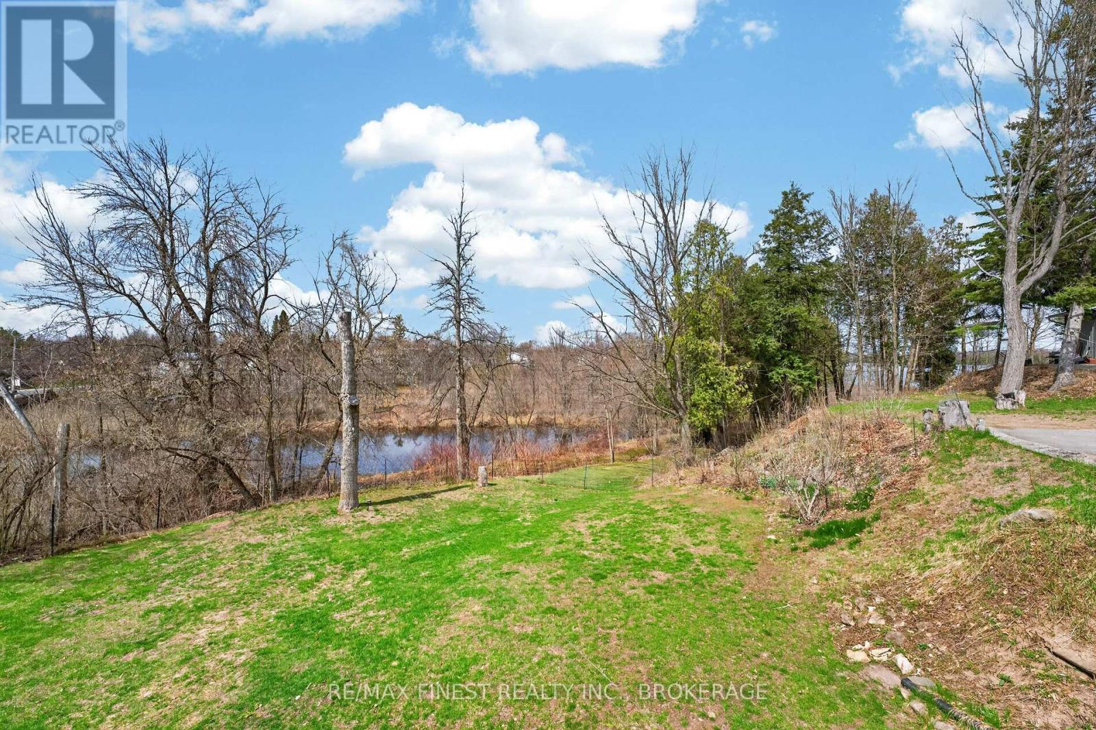 4333 MAPLE DRIVE - 34