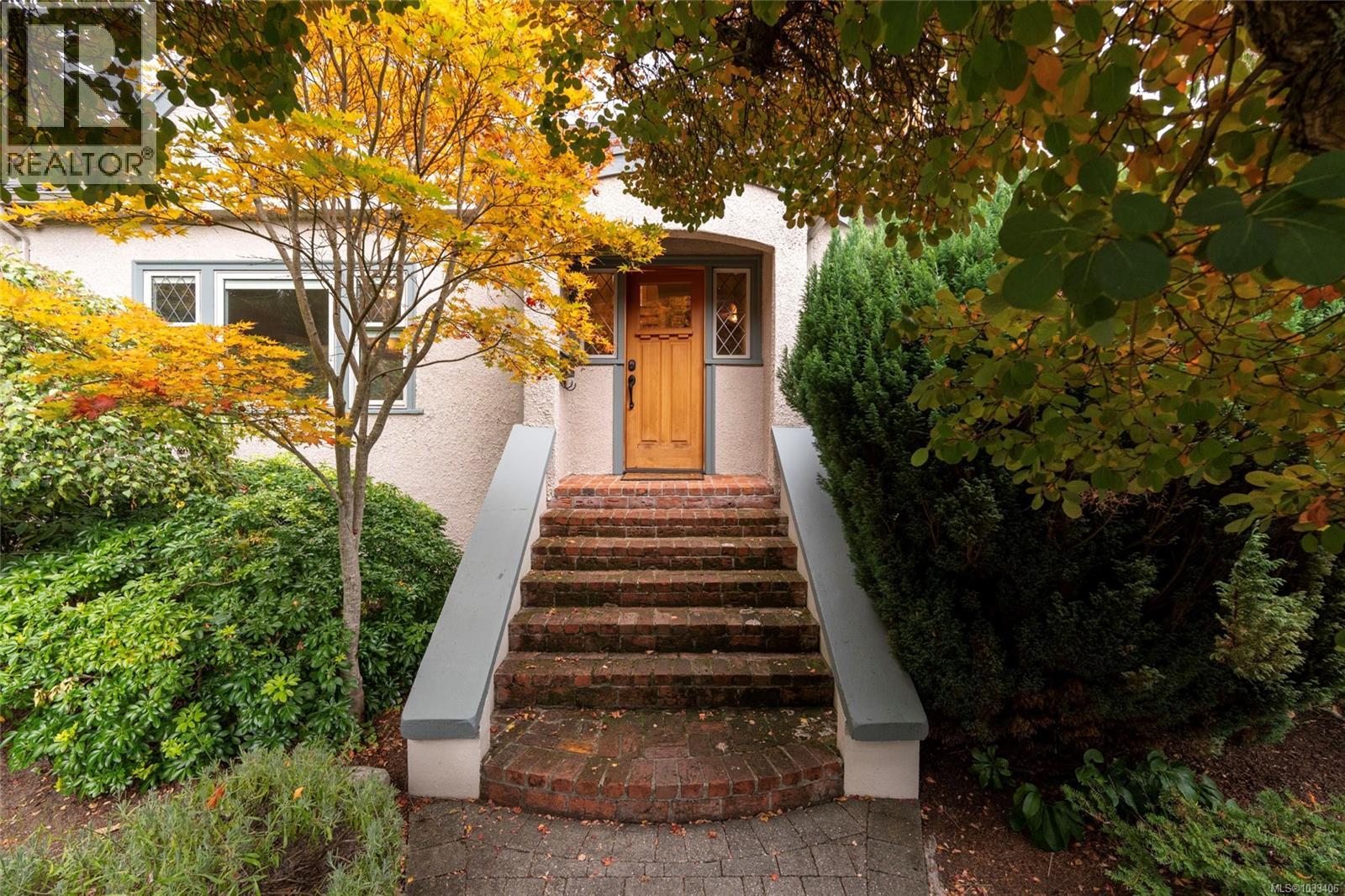 1690 Ash Rd - 34