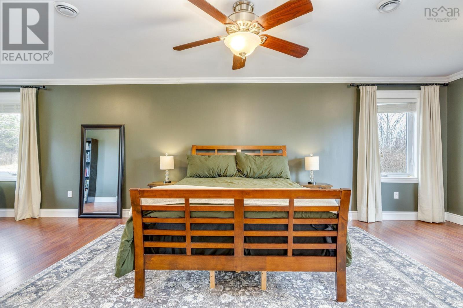 Property 19 of 28 of 51 Sandy Point Road