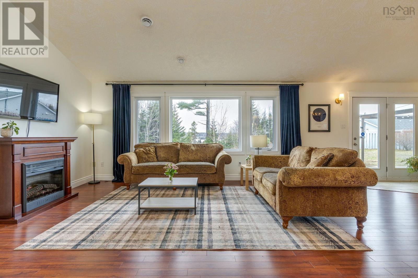 Property 5 of 28 of 51 Sandy Point Road