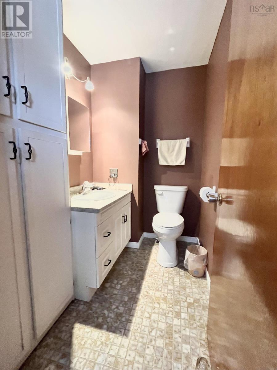 Property 29 of 36 of 1058 Little Forks