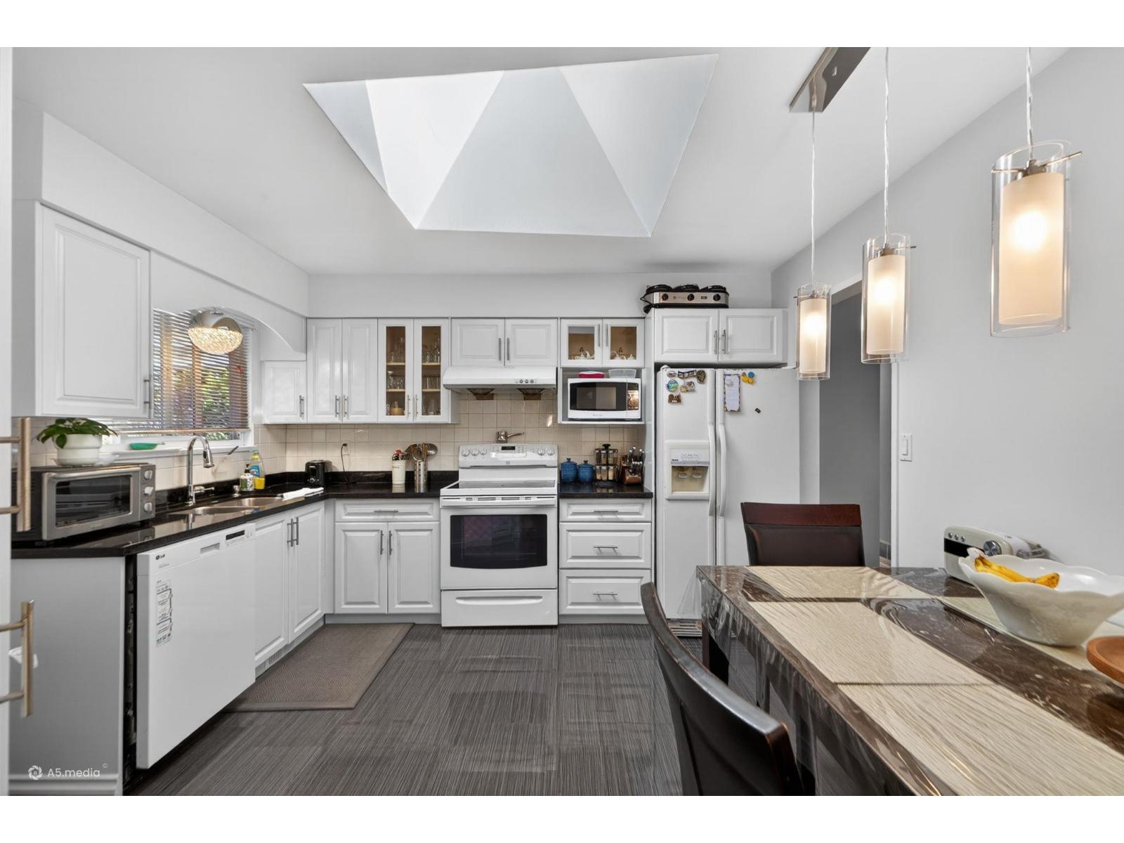 11627 72A Avenue, Delta