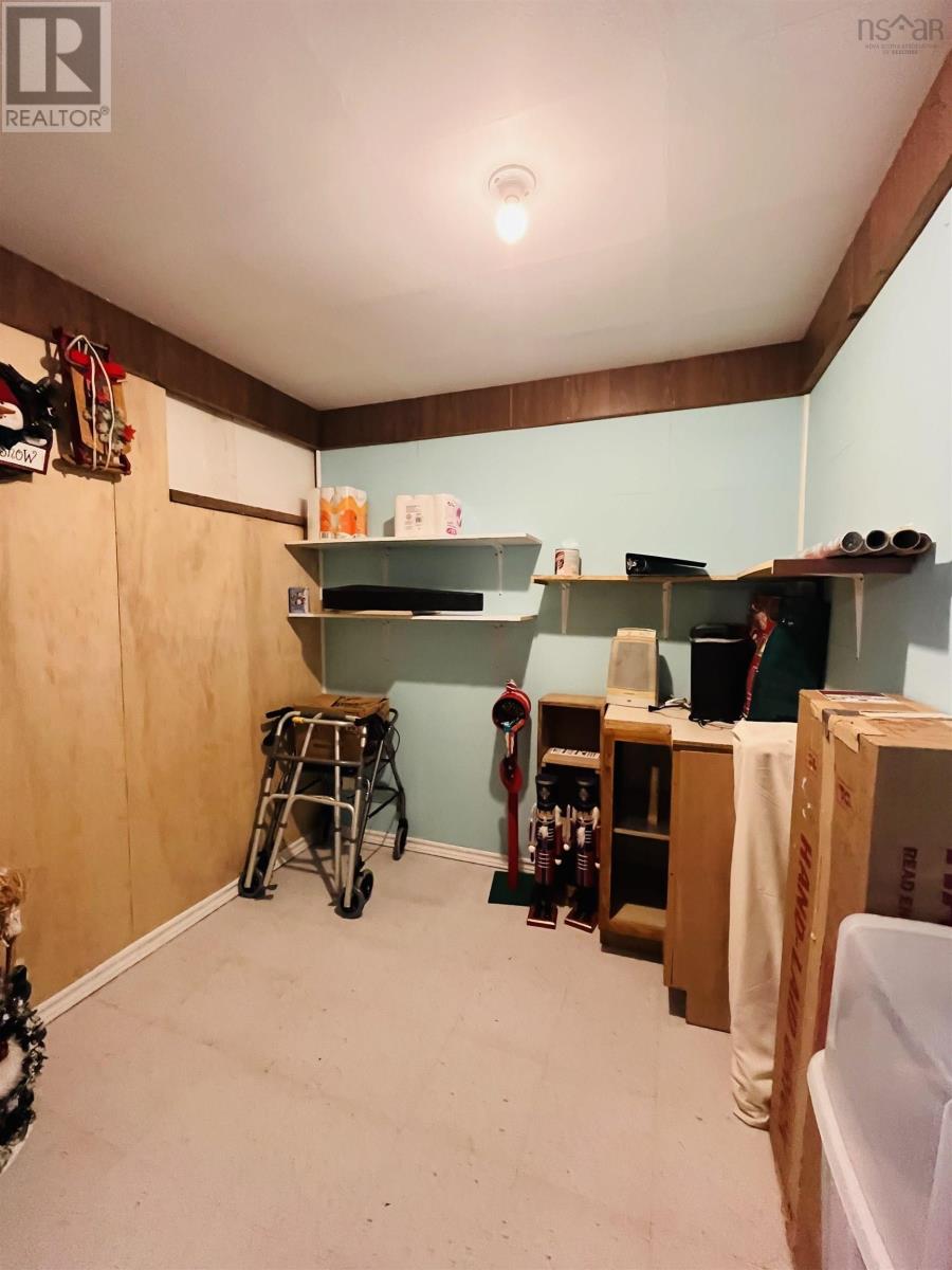 Property 35 of 36 of 1058 Little Forks