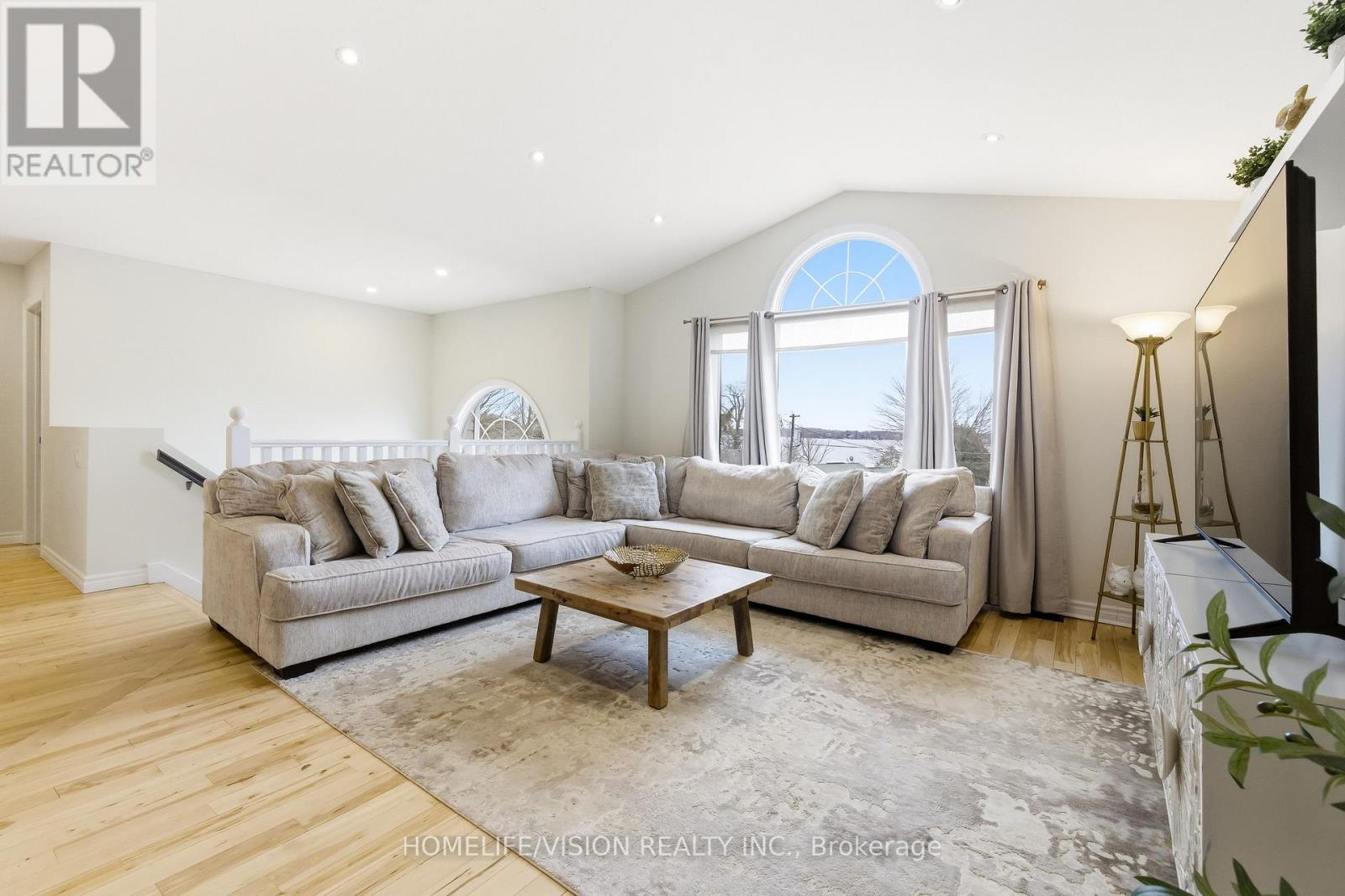 40 MCGILL DRIVE - 6