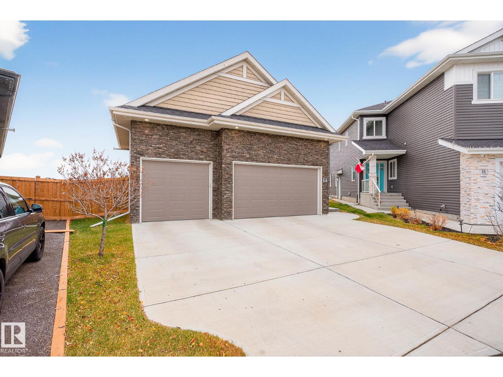 17 EVERMORE CR, St. Albert