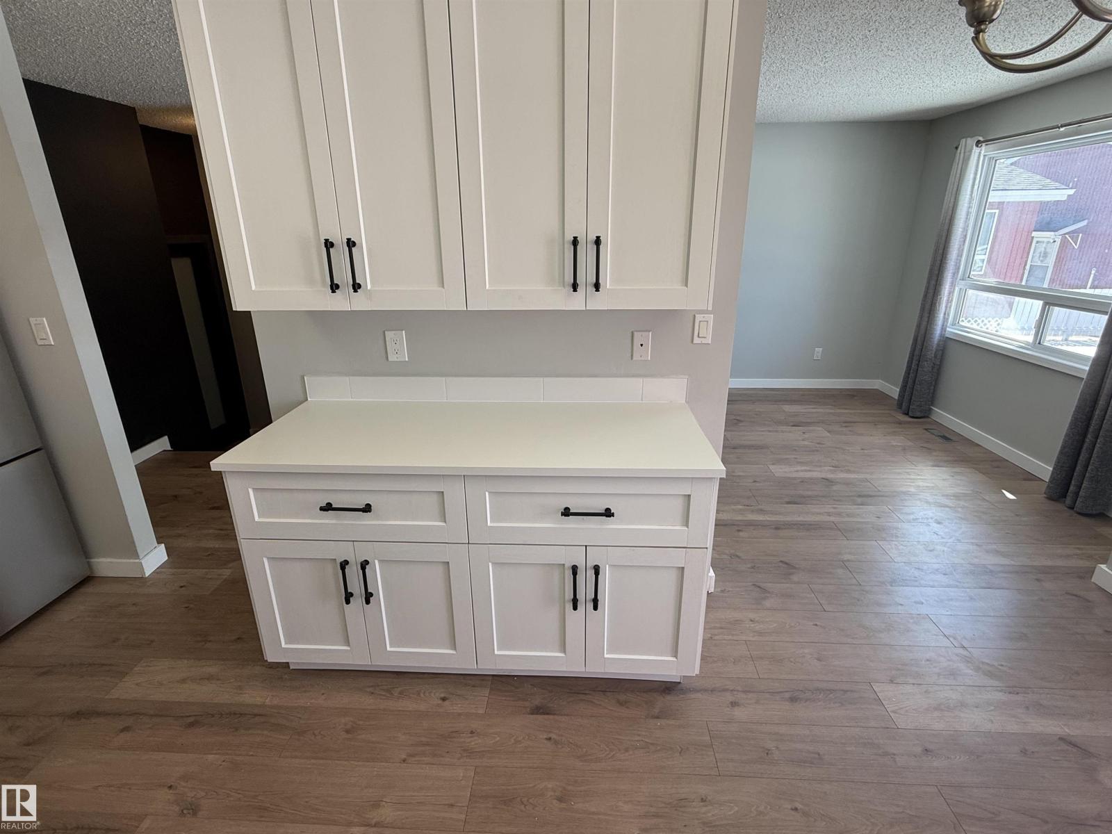 10654 BEAUMARIS RD NW, Edmonton