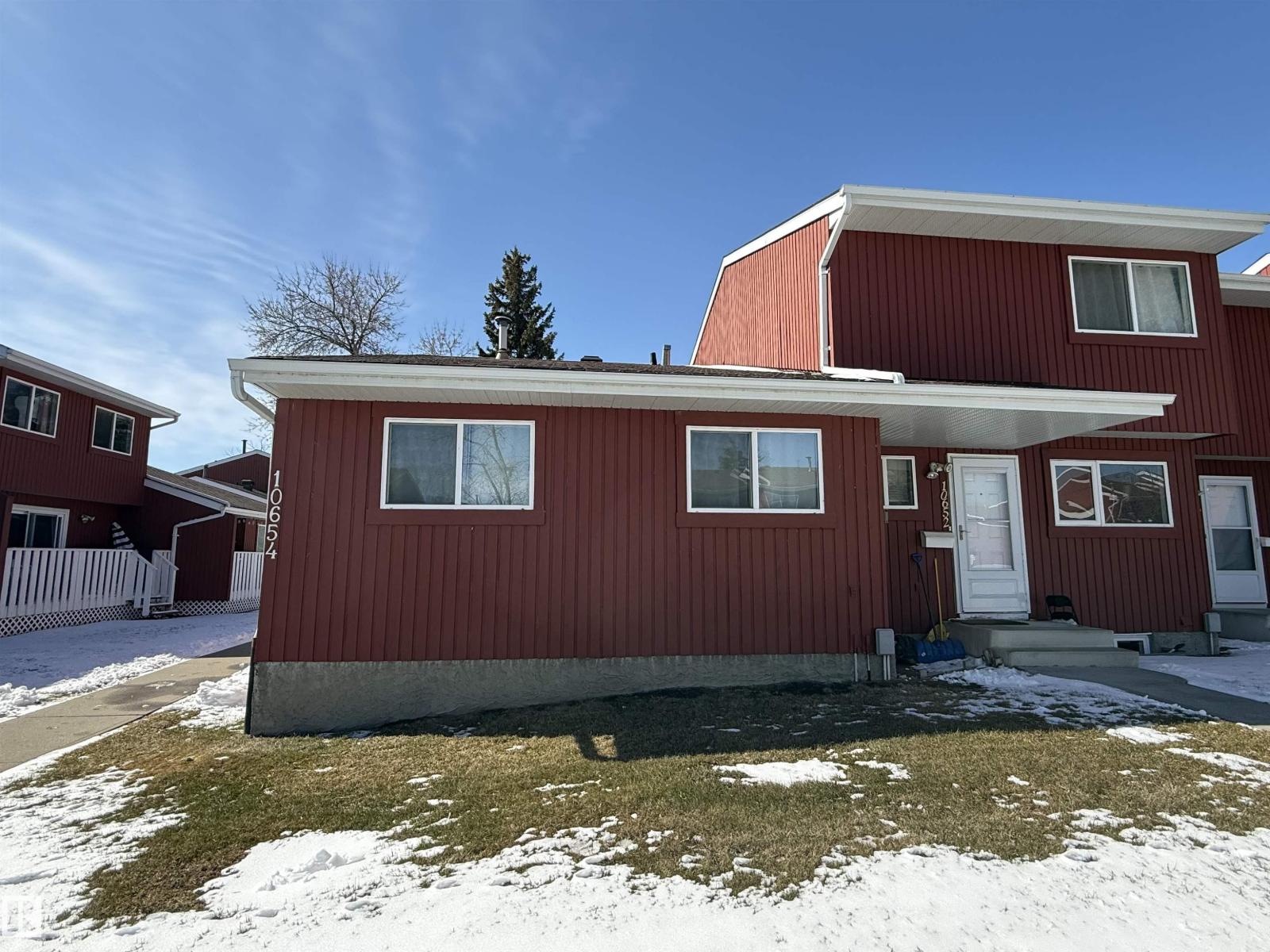 10654 BEAUMARIS RD NW, Edmonton