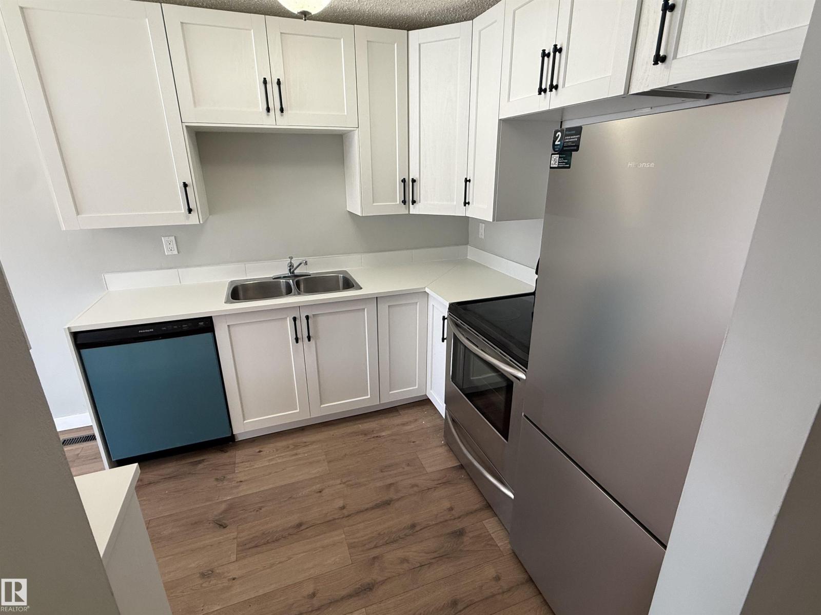 10654 BEAUMARIS RD NW, Edmonton