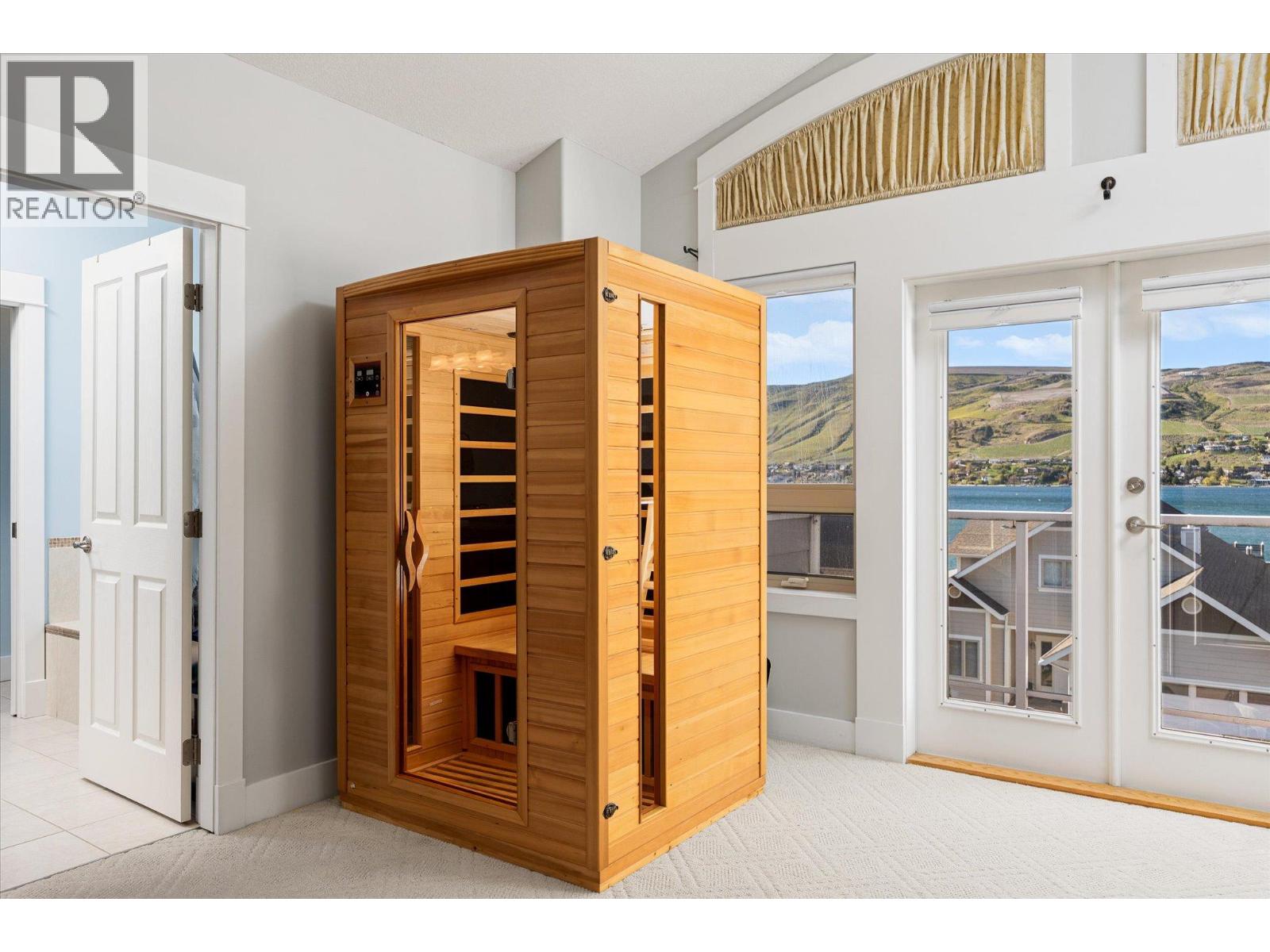 #14 7769 Okanagan Landing Road - 32