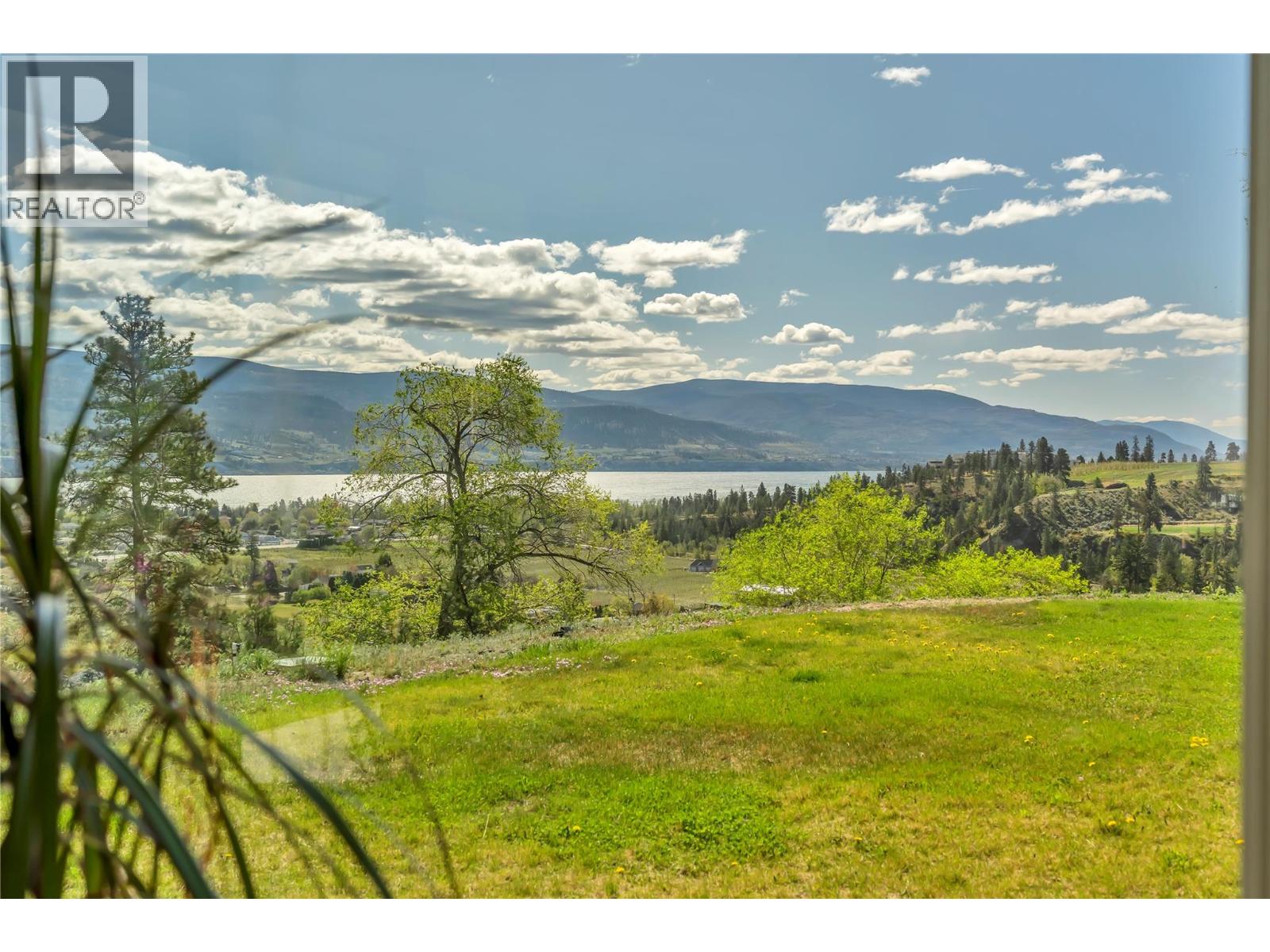 3909 Gartrell Road, Summerland