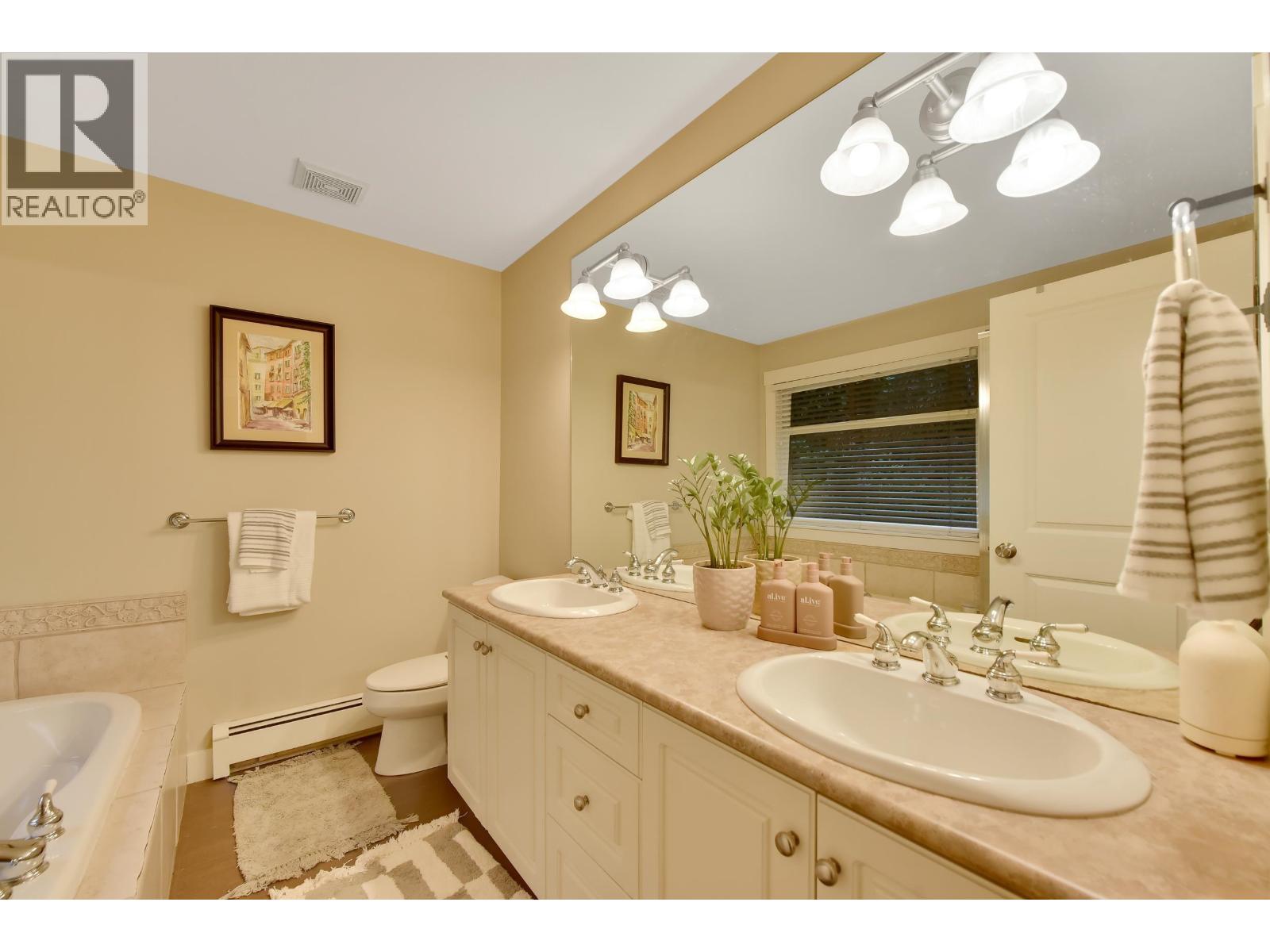 5268 GLEN ABBEY Place, Delta