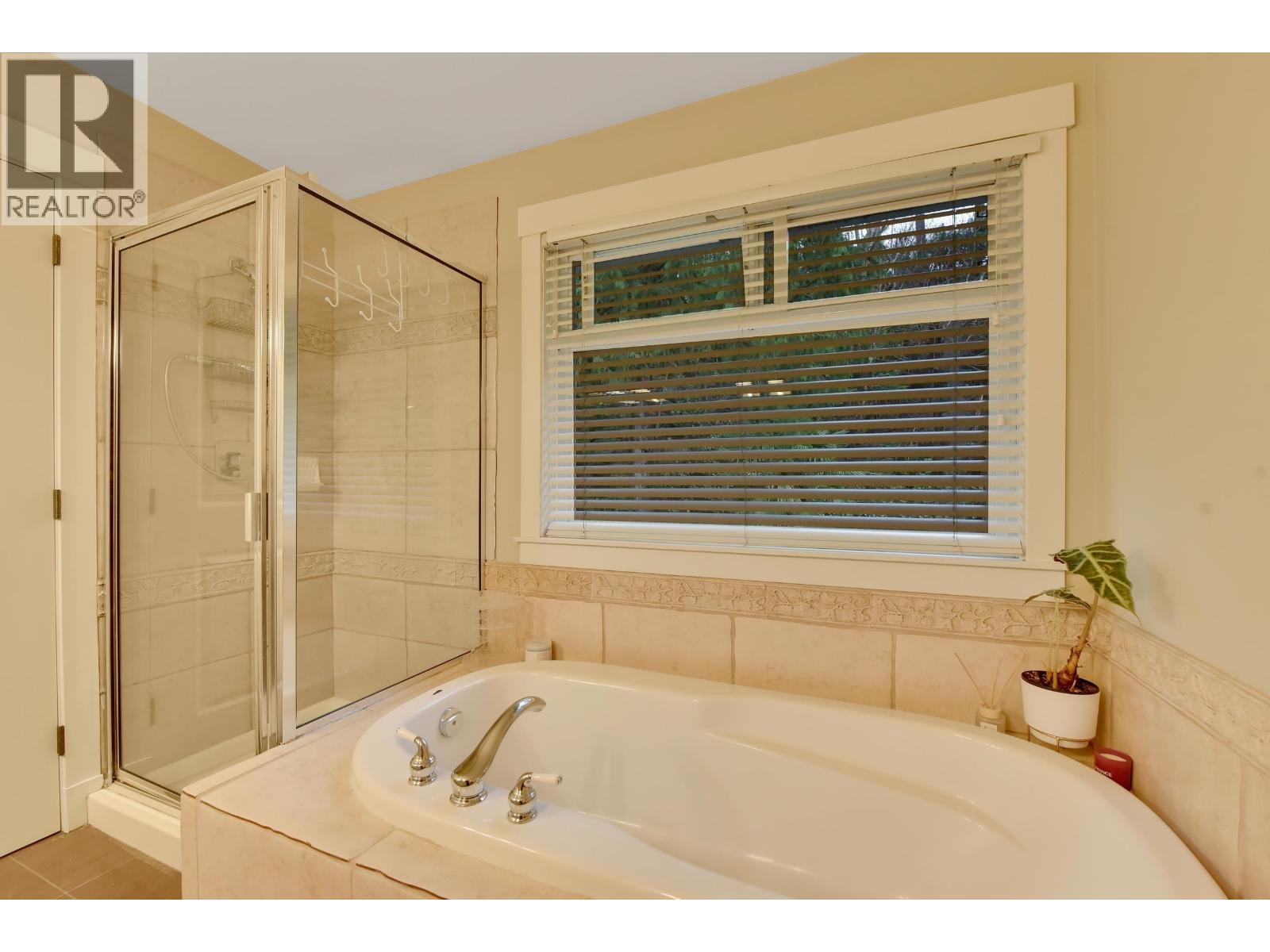 5268 GLEN ABBEY Place, Delta