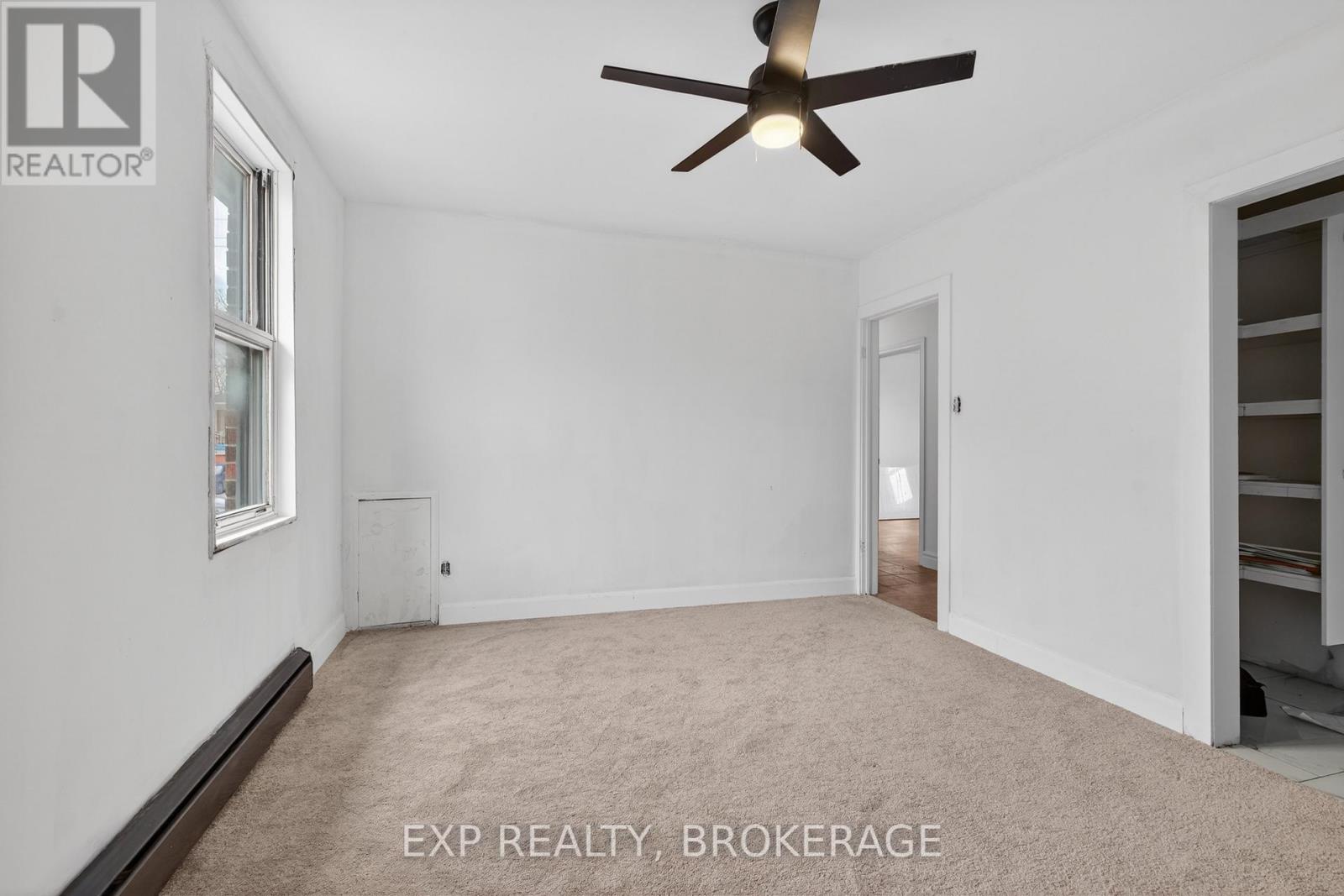 43 CARLETON STREET - 10