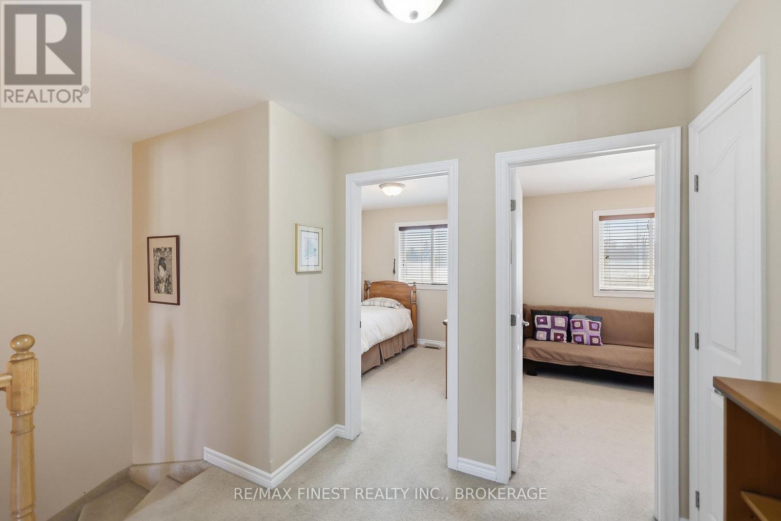 6 KARLEE COURT - 24