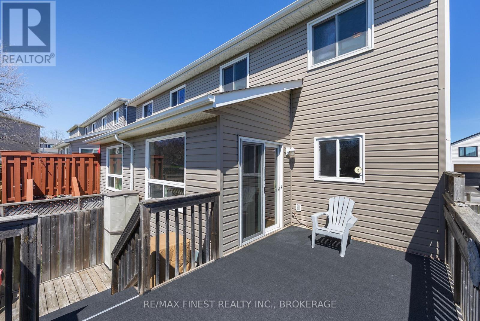 6 KARLEE COURT - 43