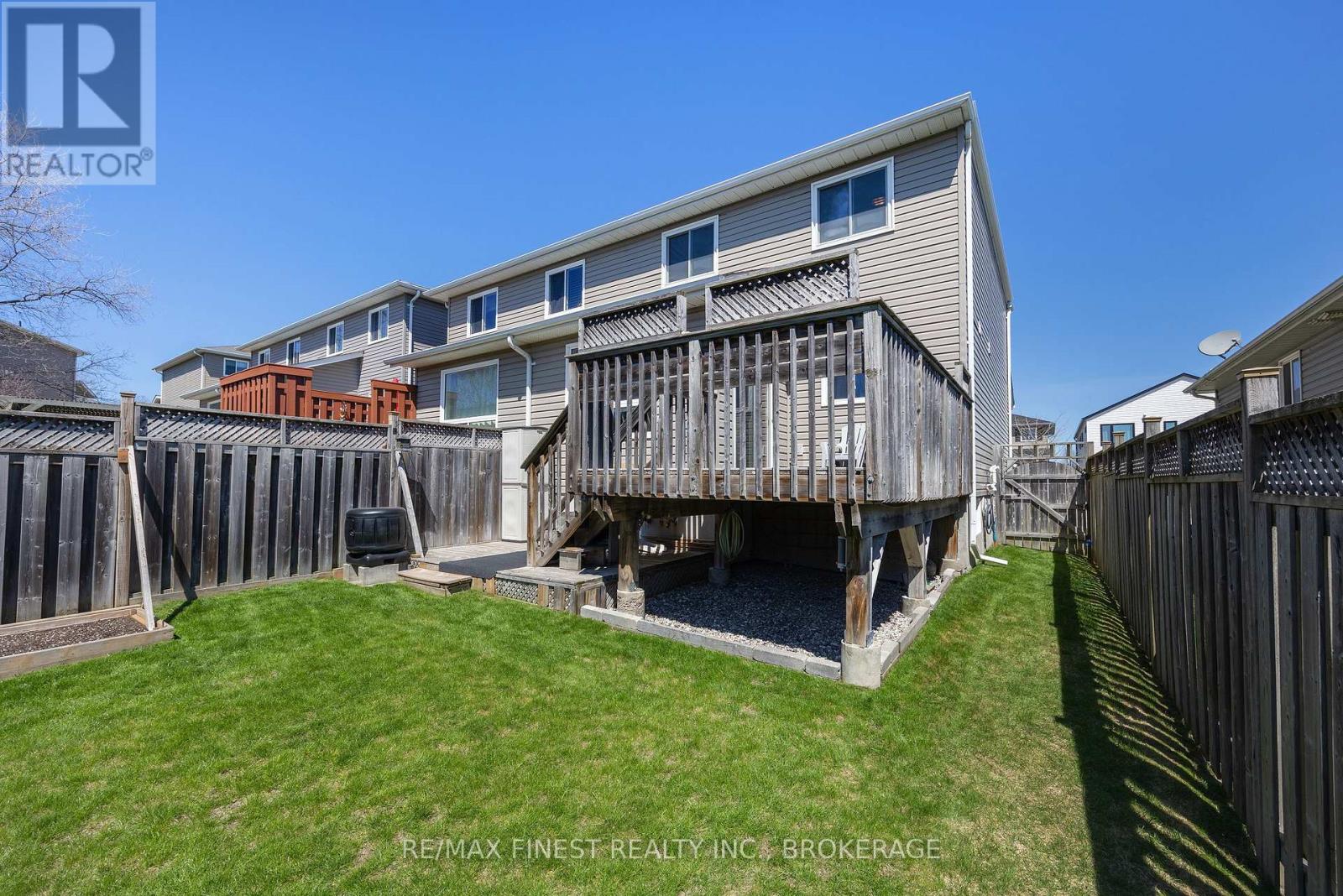 6 KARLEE COURT - 47