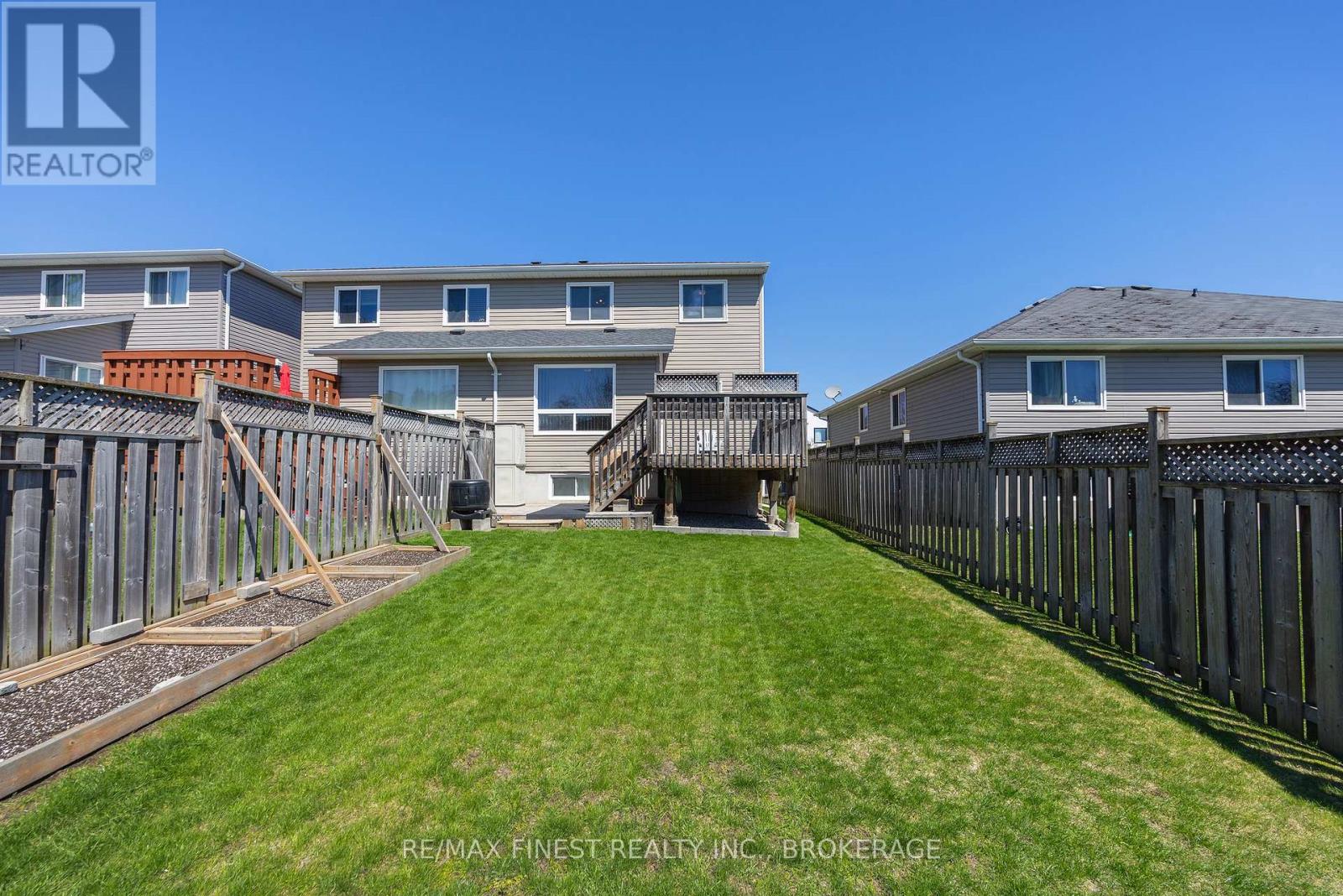 6 KARLEE COURT - 49