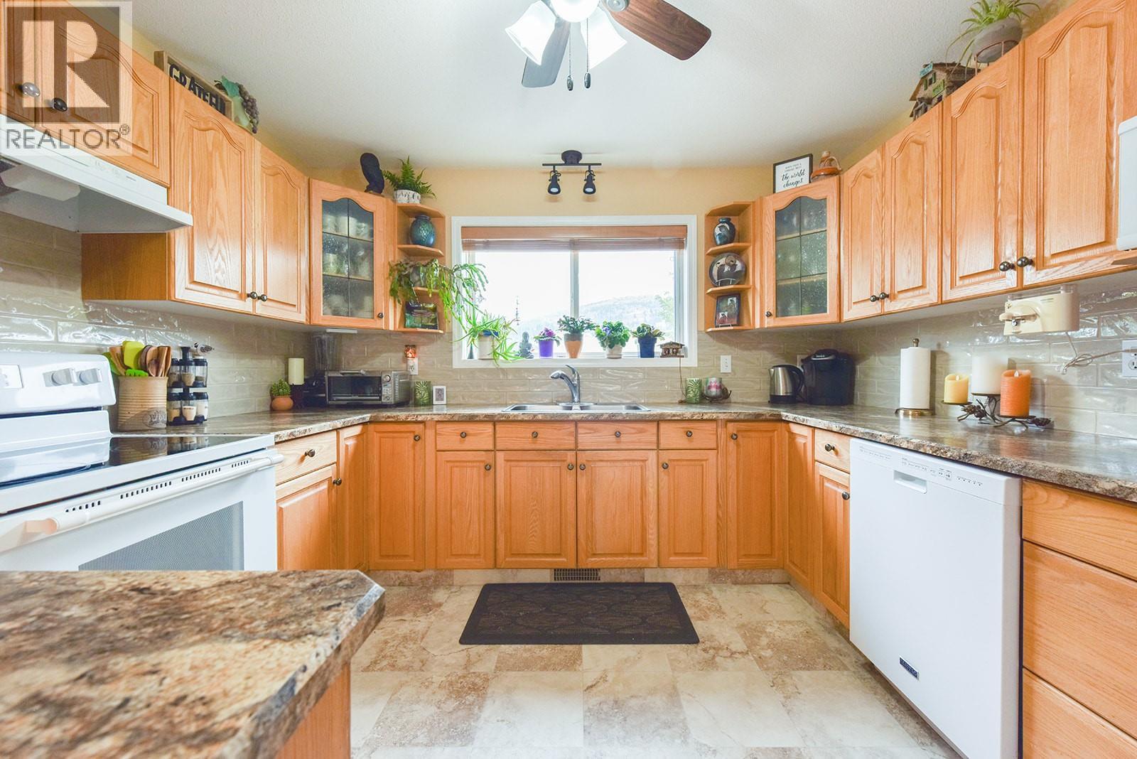 #105 158 Green Avenue - 7