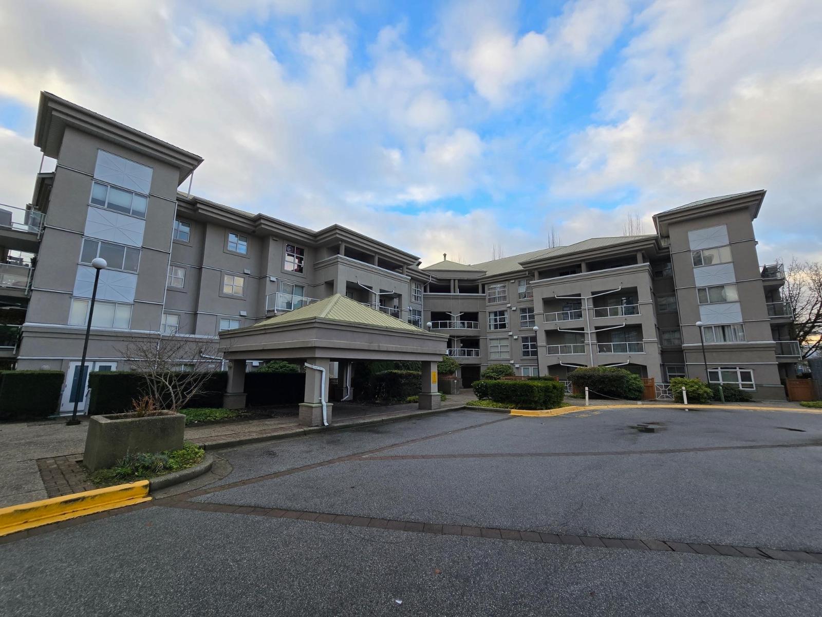 308 10533 UNIVERSITY DRIVE