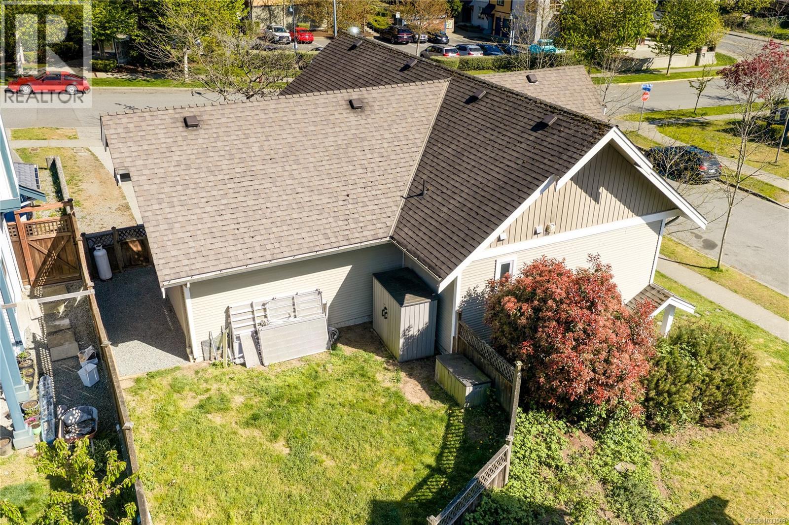 921 Sarum Rise Way - 3