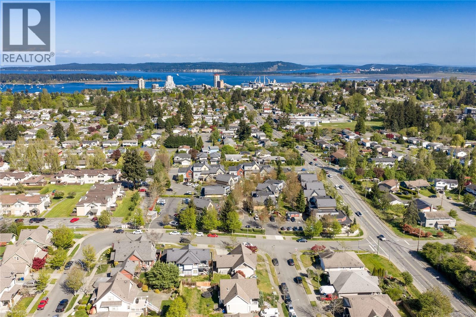 921 Sarum Rise Way - 40