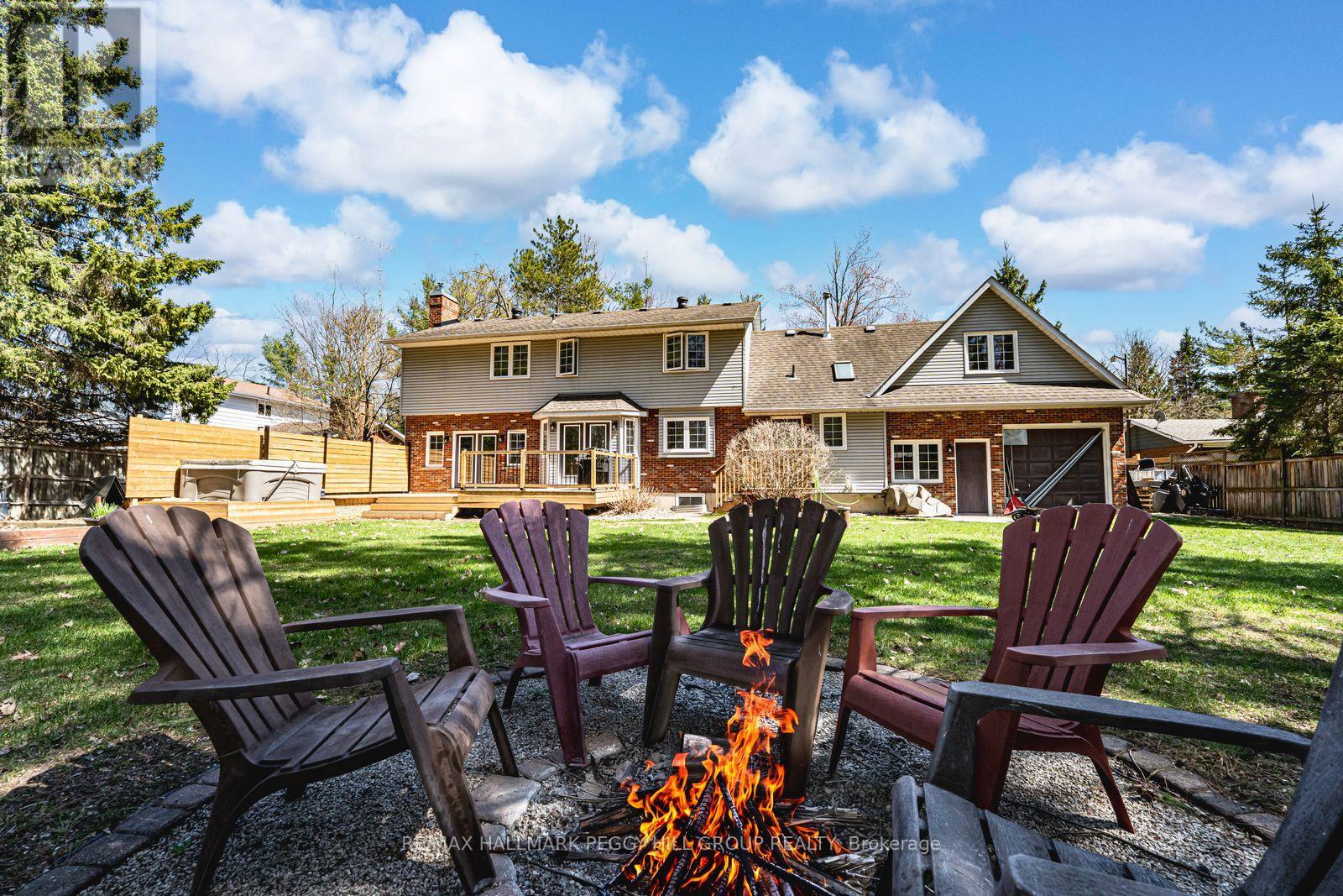 1096 SUNNIDALE ROAD - 26