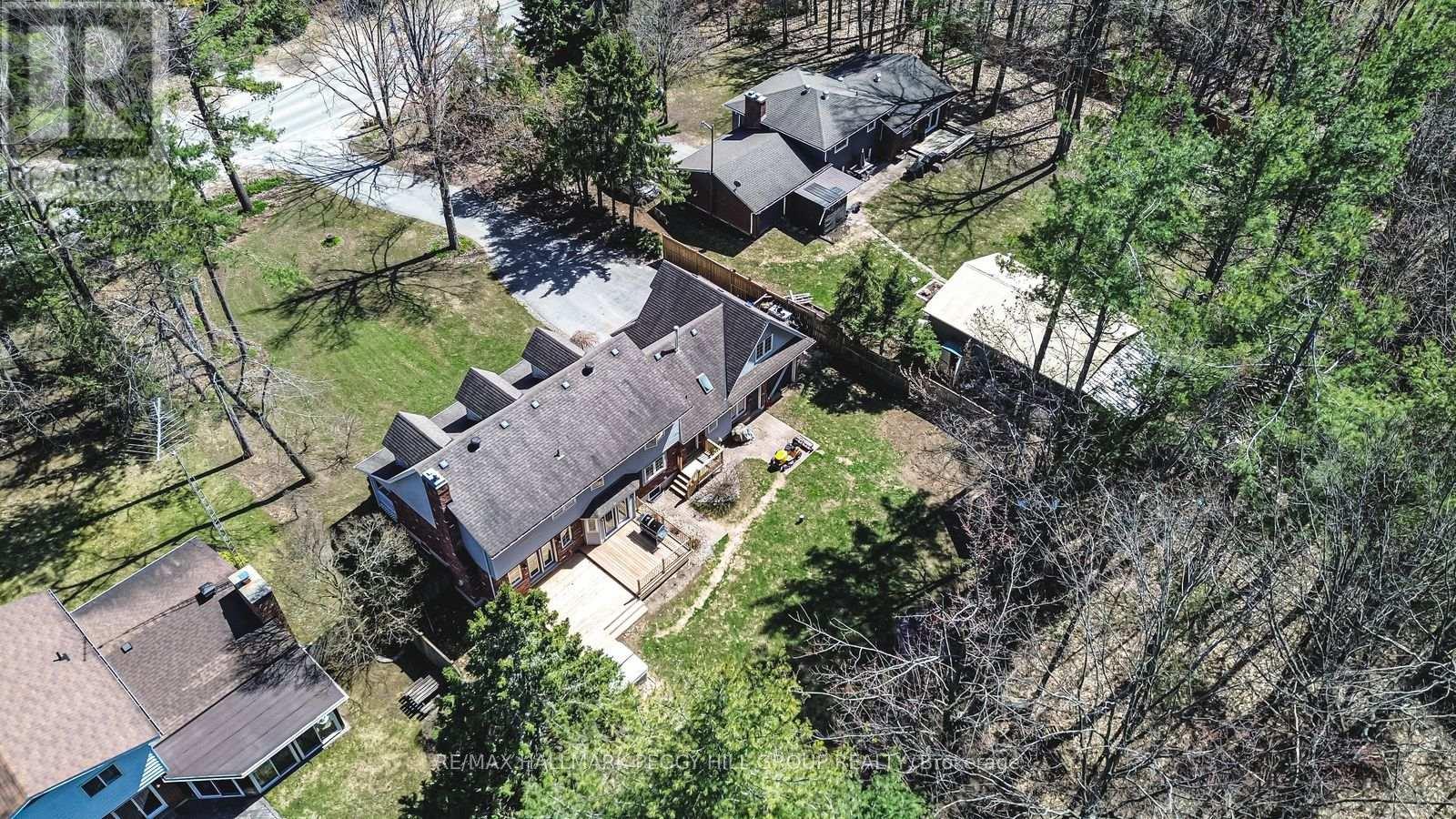 1096 SUNNIDALE ROAD - 29
