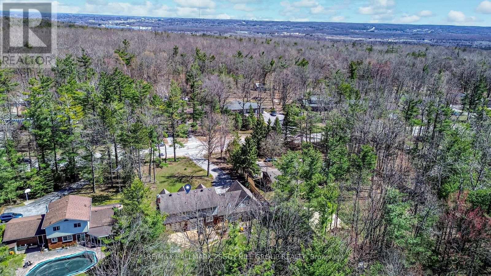 1096 SUNNIDALE ROAD - 30