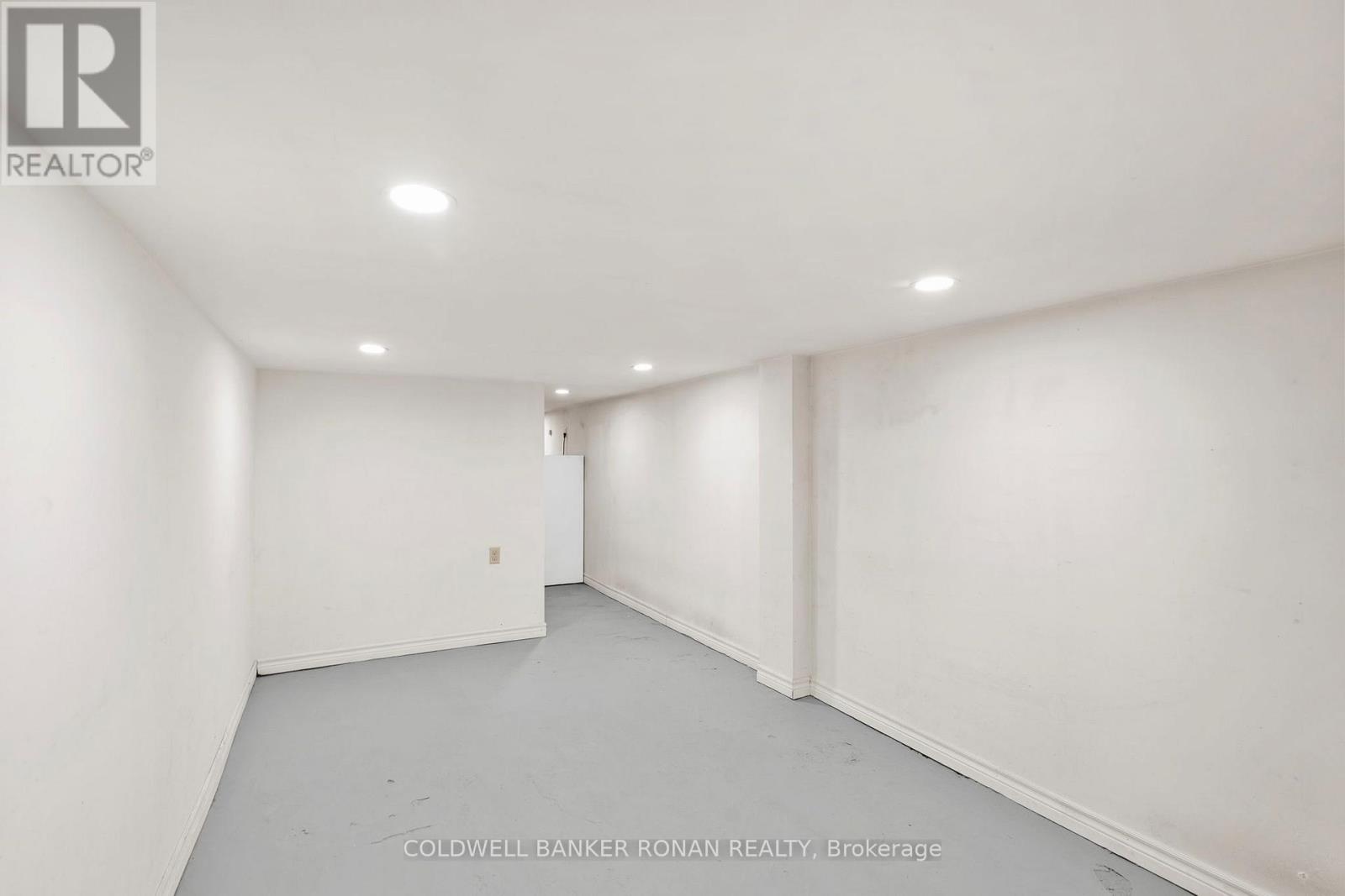 797 FOREST LAKE ROAD - 32