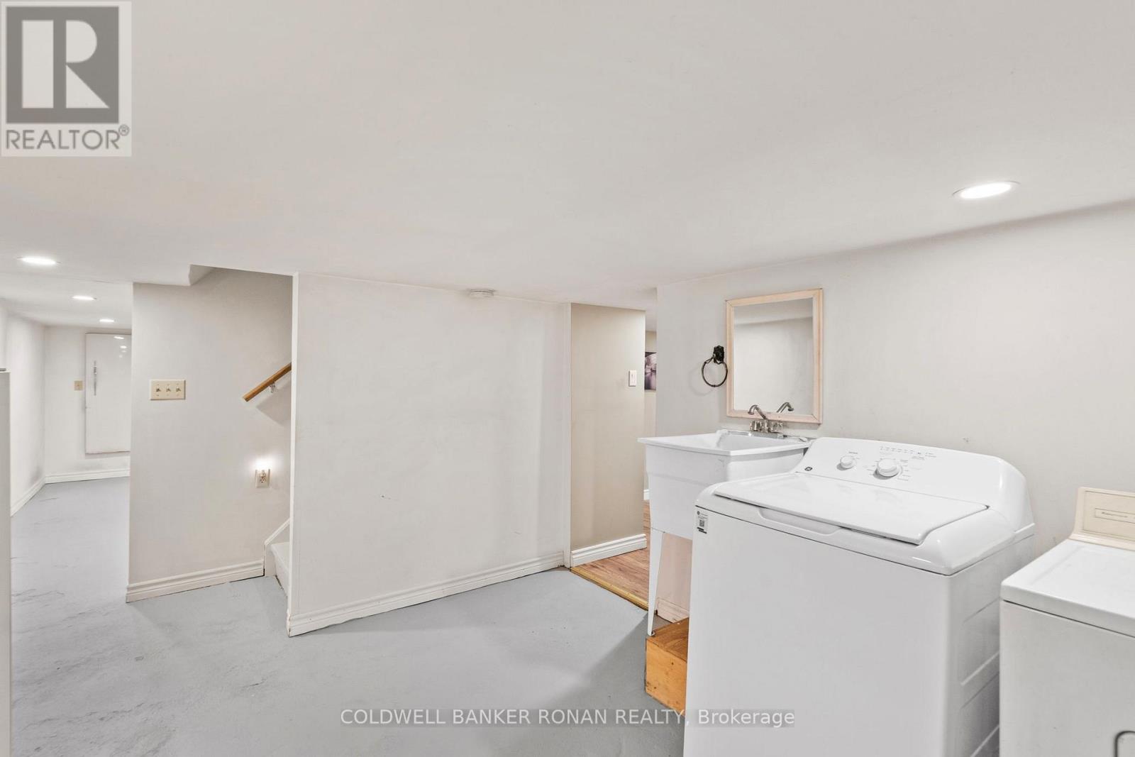 797 FOREST LAKE ROAD - 33