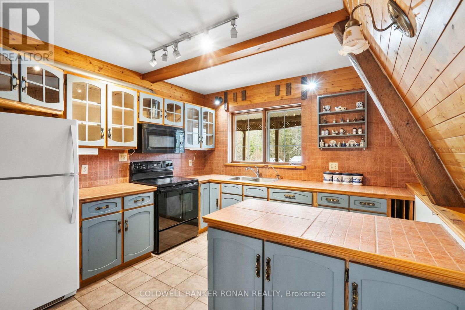 797 FOREST LAKE ROAD - 4