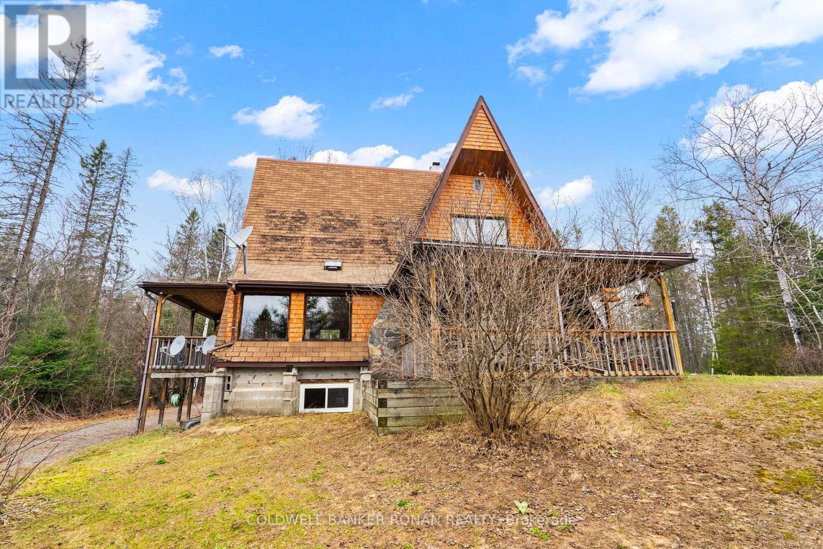 797 FOREST LAKE ROAD - 44