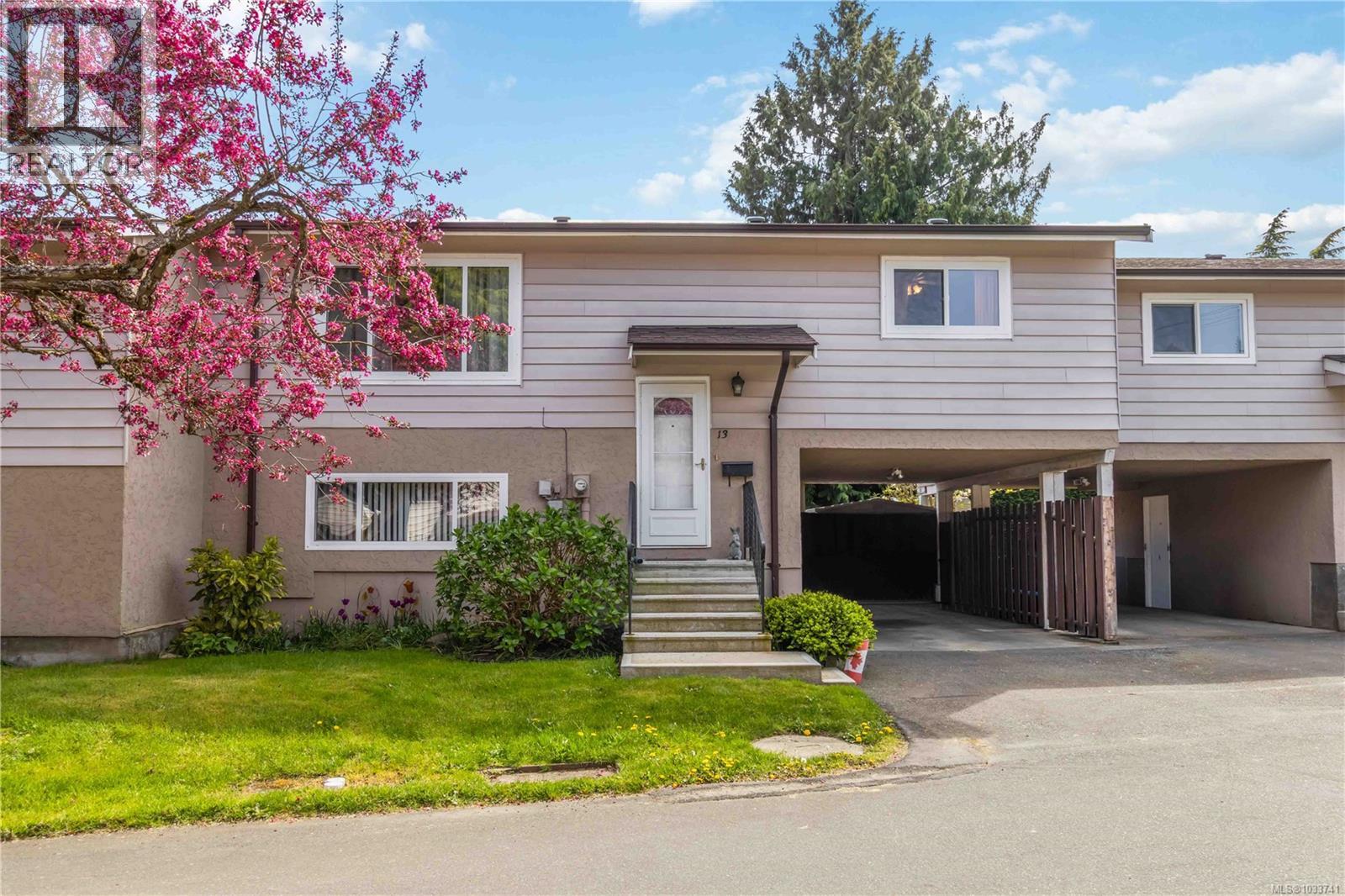 #13 7675 East Saanich Rd - 1