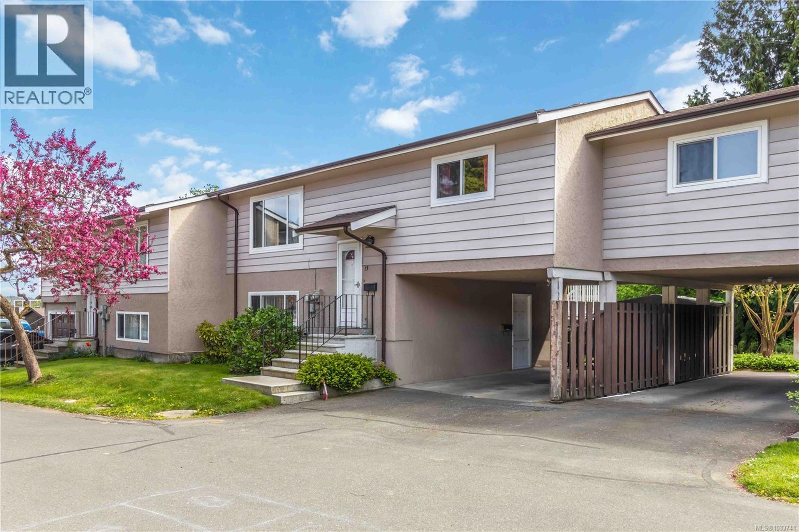 #13 7675 East Saanich Rd - 2