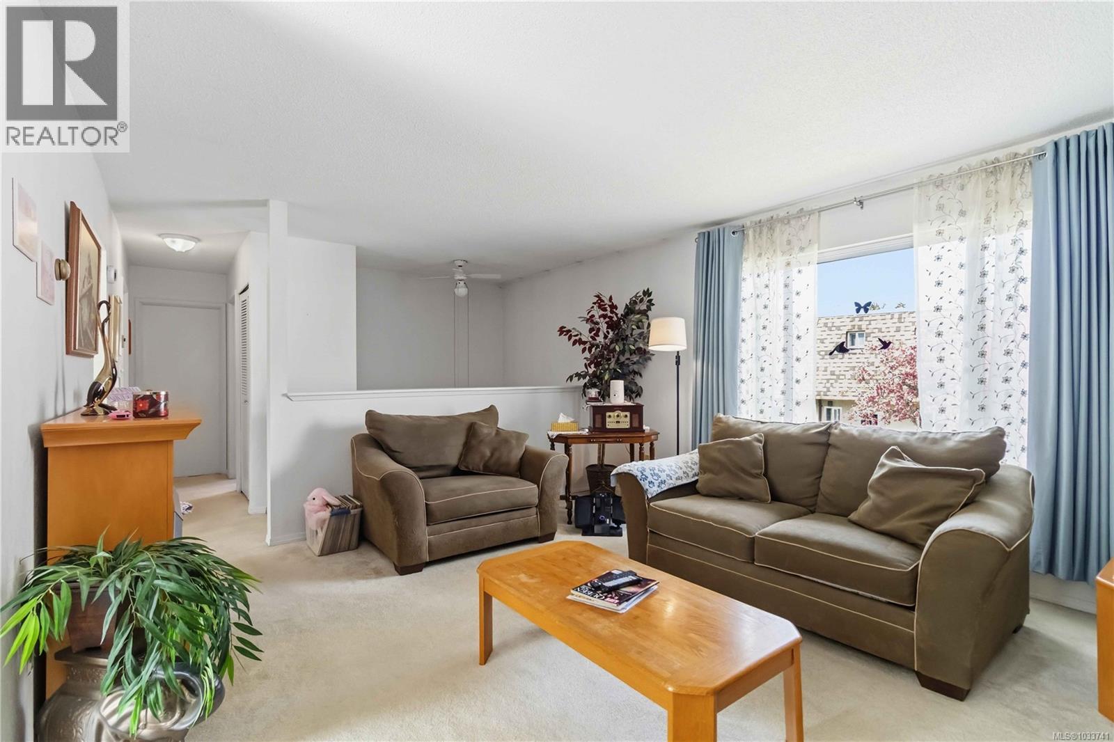 #13 7675 East Saanich Rd - 4