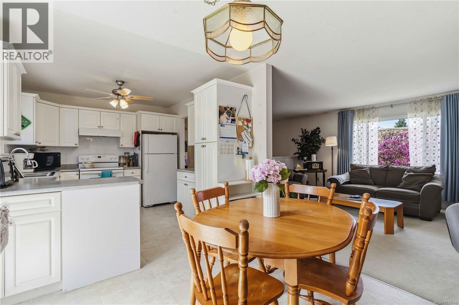 #13 7675 East Saanich Rd - 9