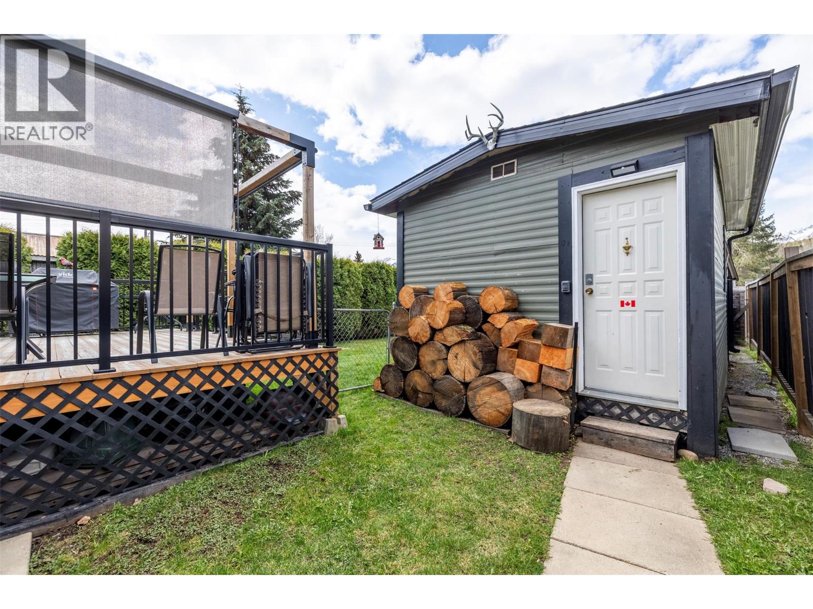 236 Riverside Drive - 6