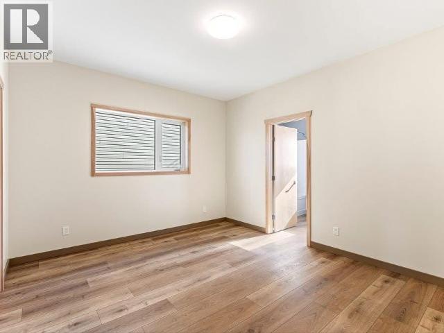 10 ALERT AVENUE - 16