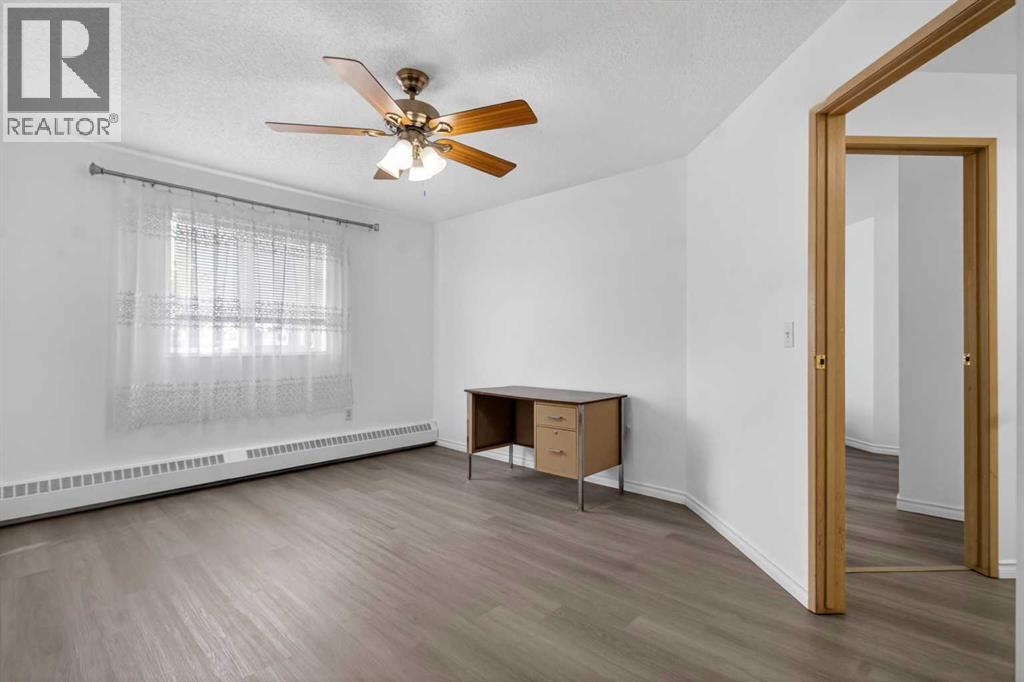 #414 10 Dover Point SE - 13