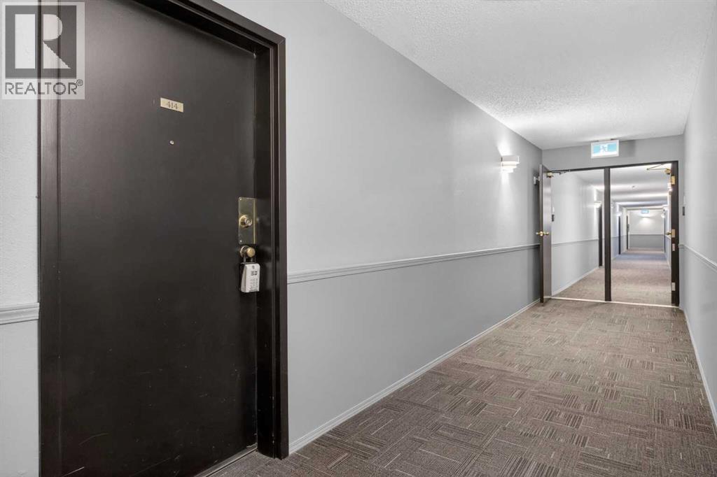 #414 10 Dover Point SE - 20