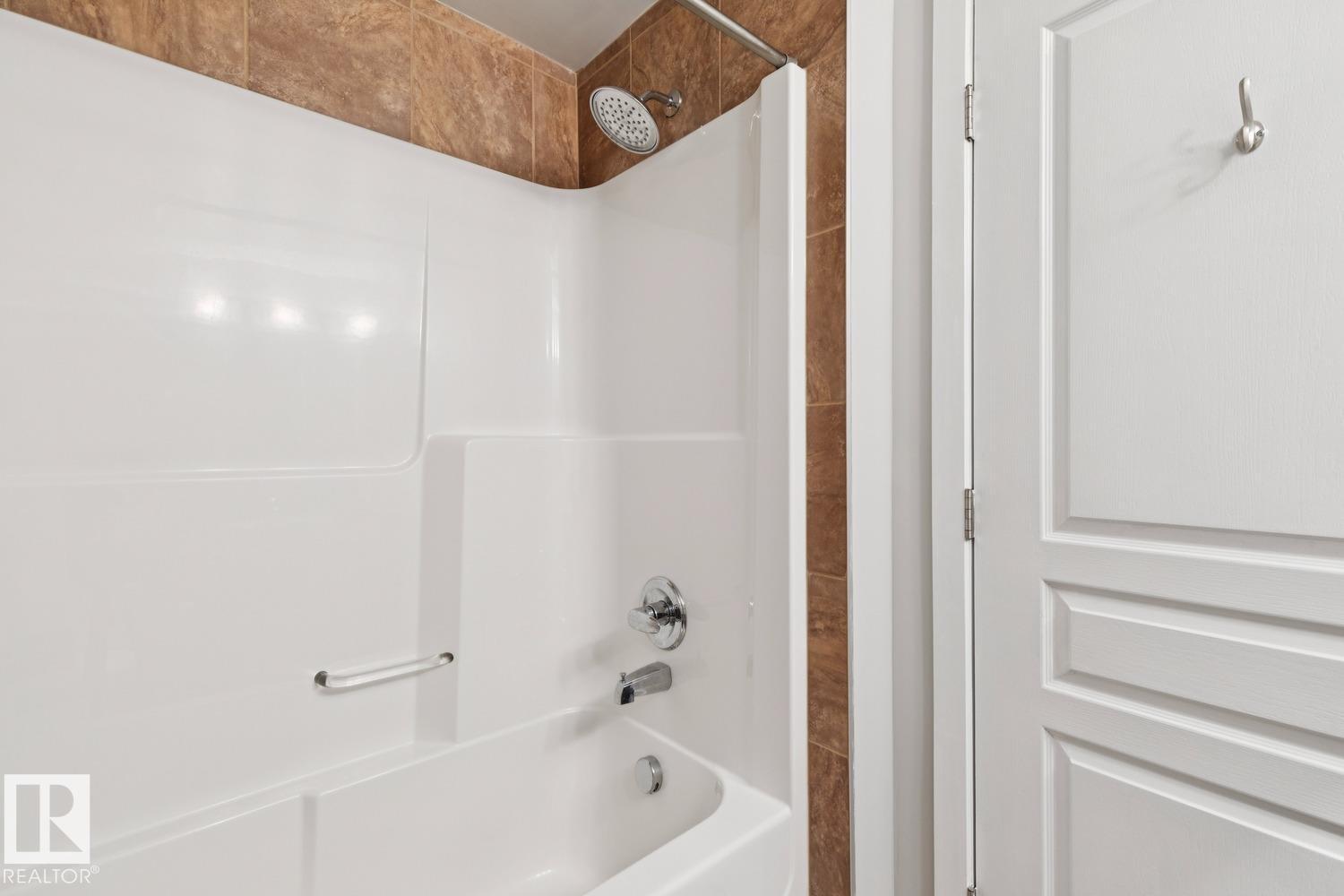 #101 11140 68 AV NW, Edmonton