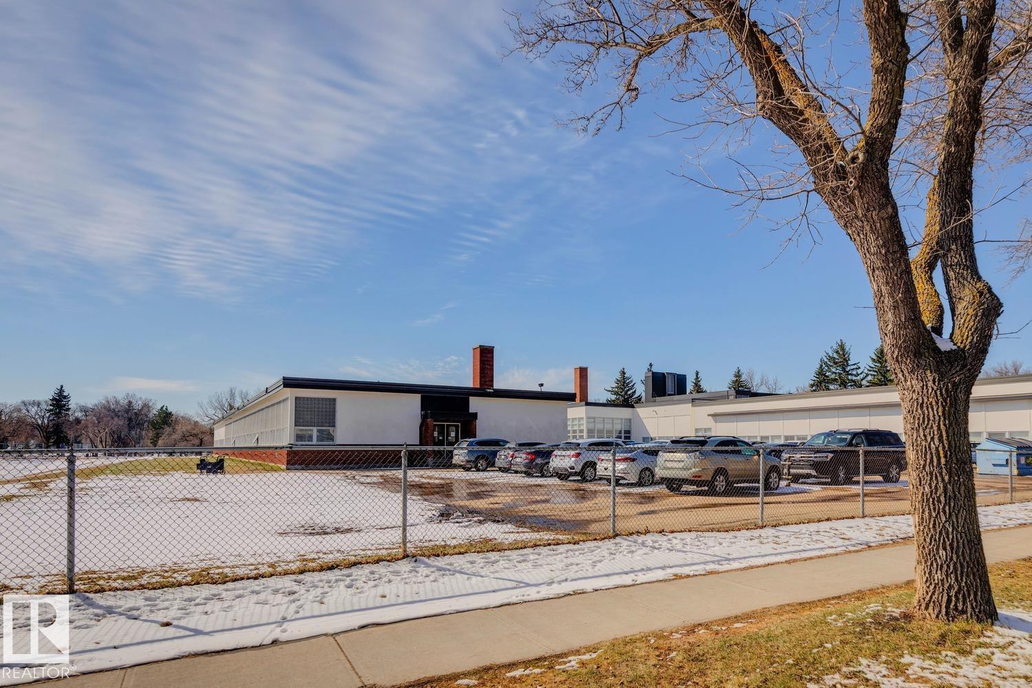 #101 11140 68 AV NW, Edmonton