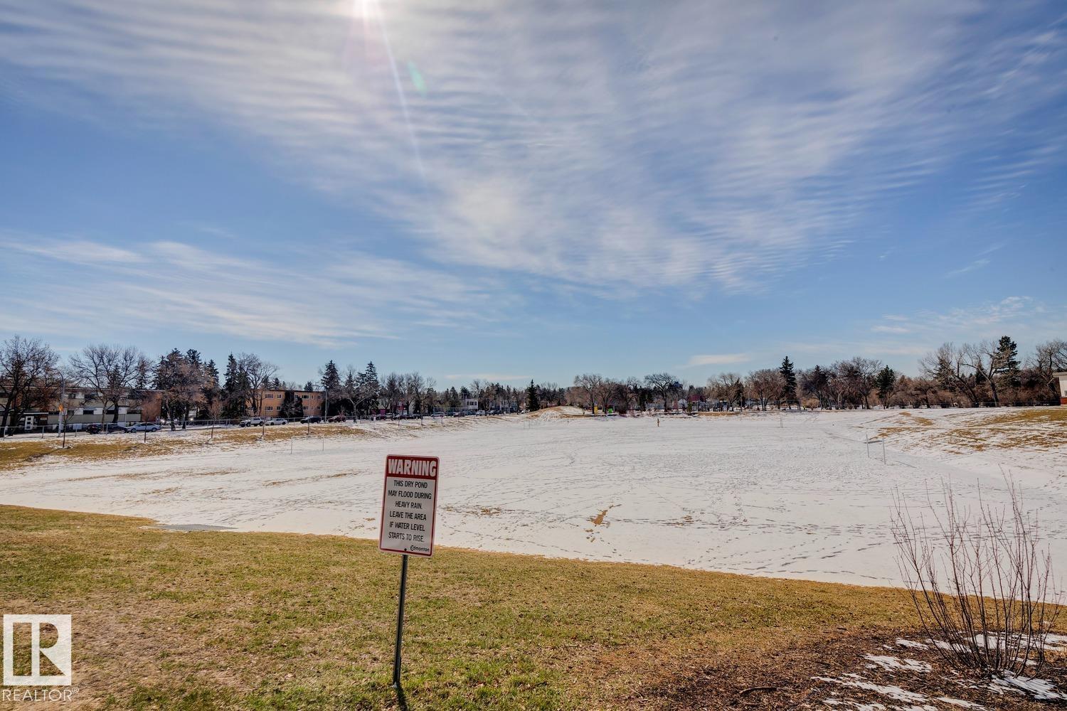 #101 11140 68 AV NW, Edmonton