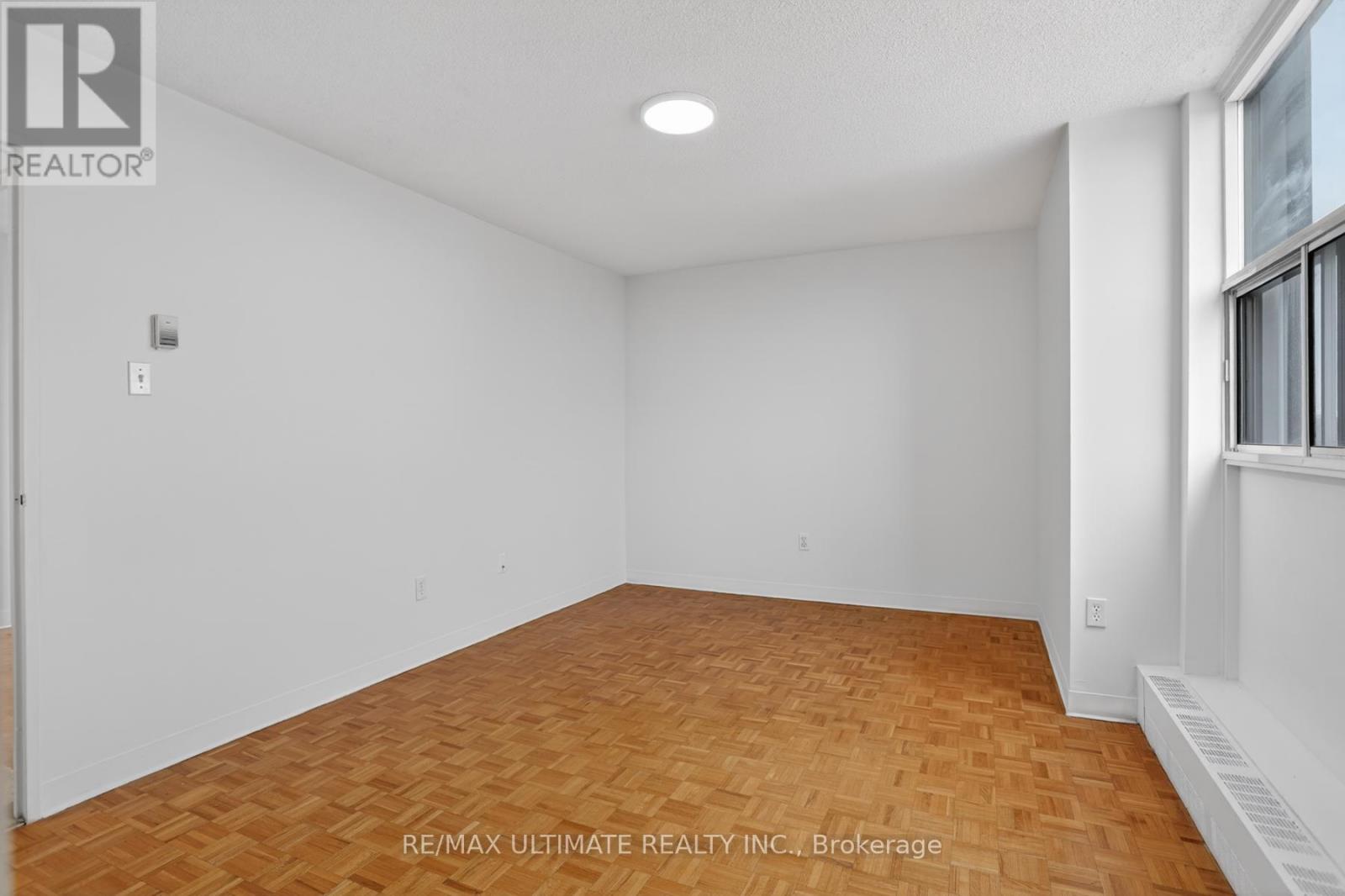 #1003 15 TORRANCE ROAD - 20